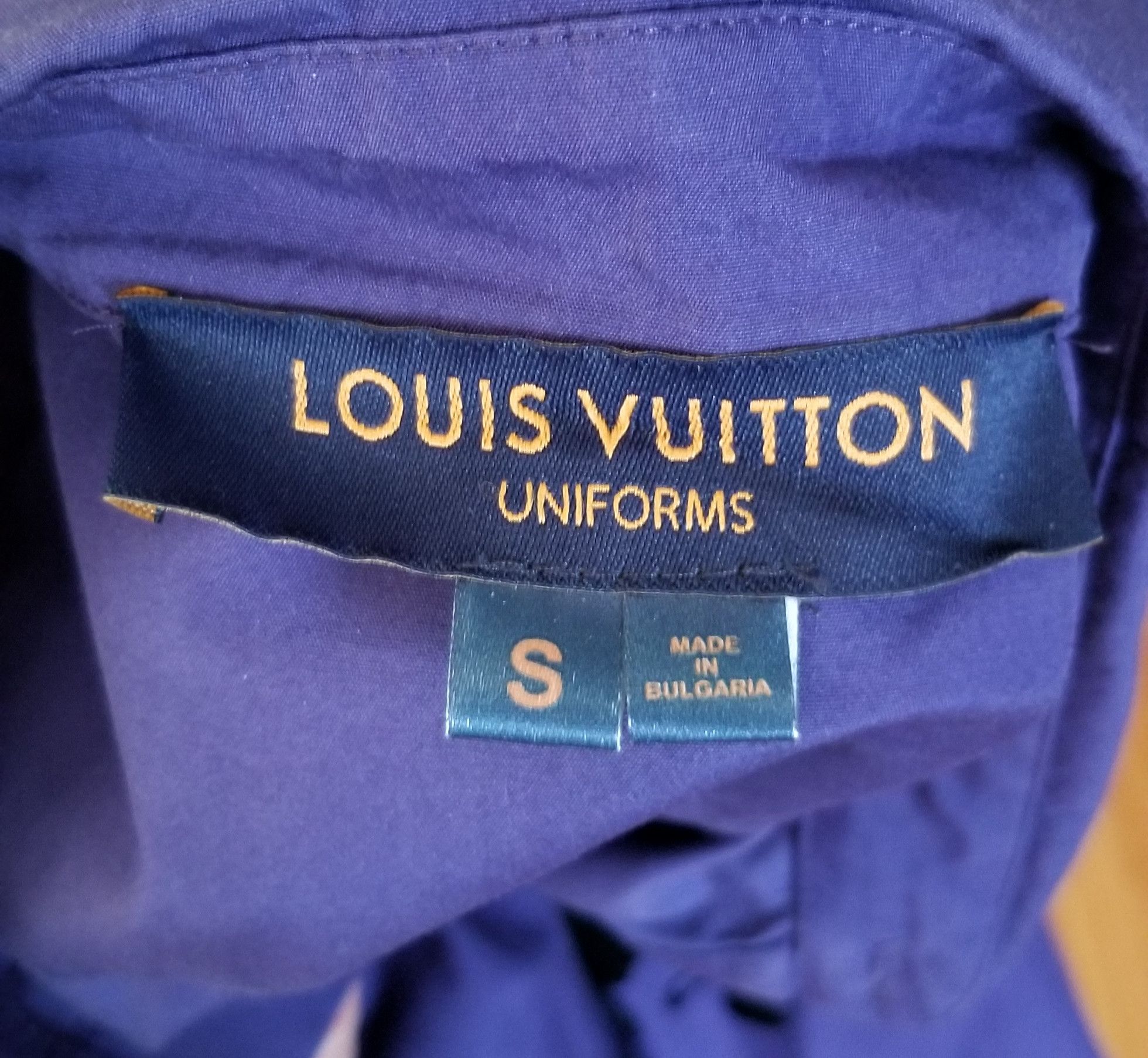 Louis Vuitton Louis Vuitton Virgil Abloh Équipe Shirt Size US S / EU 44-46 / 1 - 7 Thumbnail