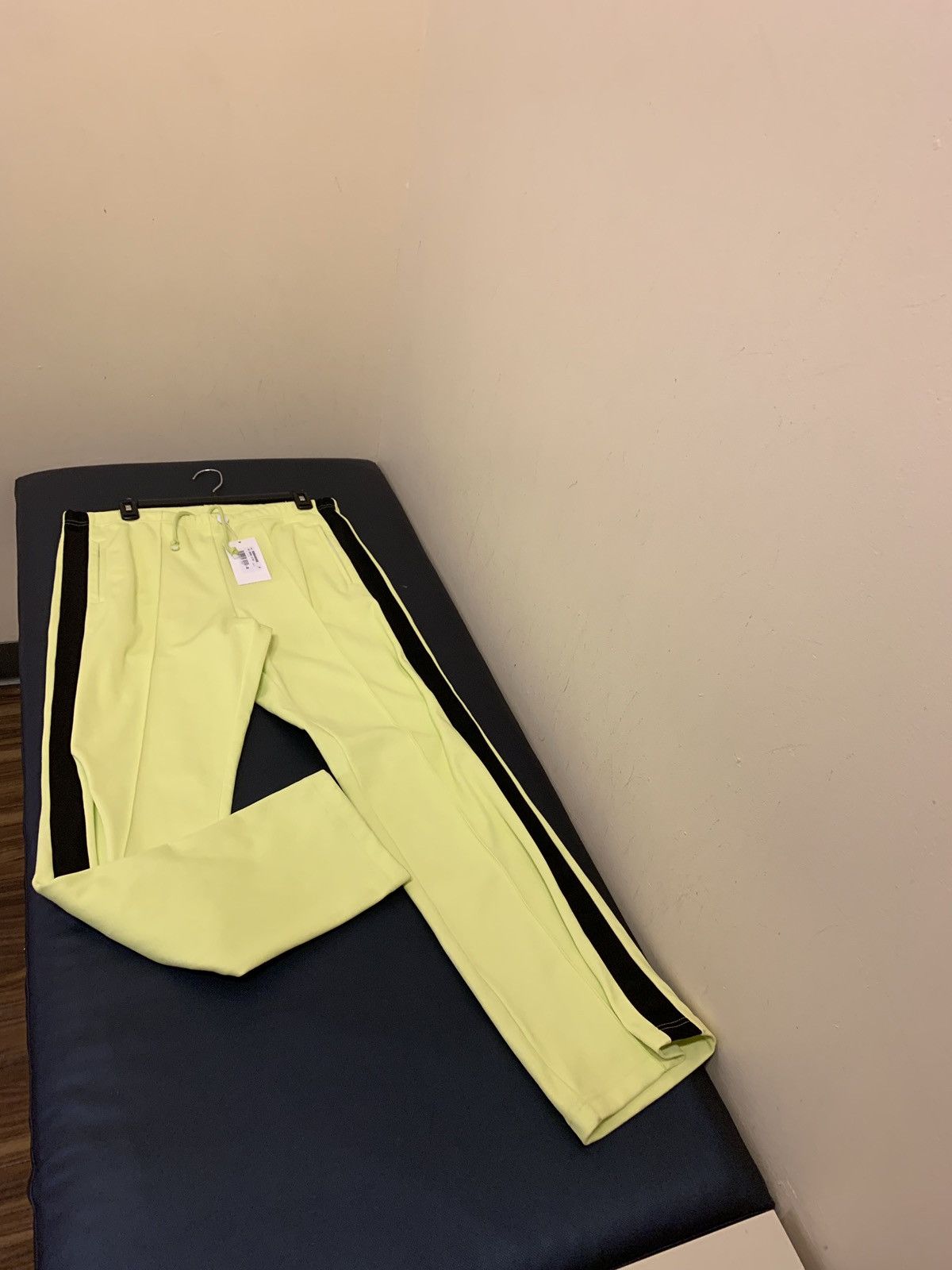 Maison Margiela Highlighter Yellow Joggers With Black Trim Size US 32 / EU 48 - 1 Thumbnail