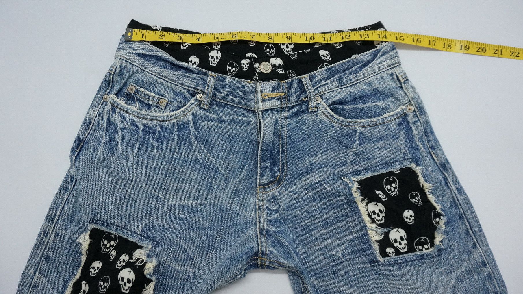 Japanese Brand Vtg Skull Design Japan PLAYCHESS Shortrise Jeans Size US 28 / EU 44 - 13 Thumbnail