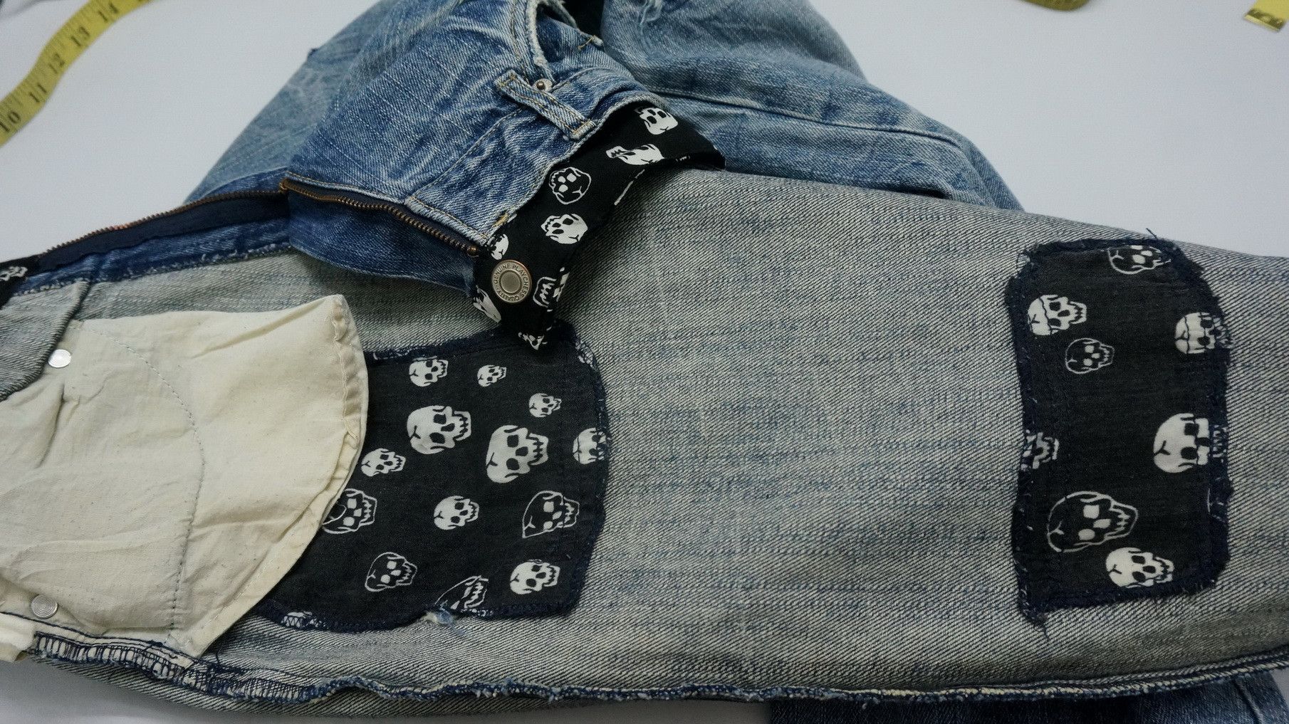 Japanese Brand Vtg Skull Design Japan PLAYCHESS Shortrise Jeans Size US 28 / EU 44 - 21 Thumbnail