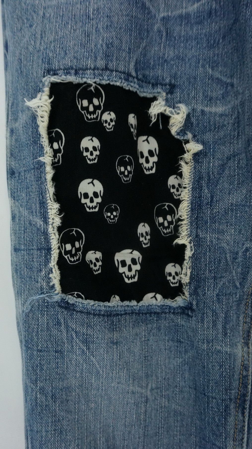 Japanese Brand Vtg Skull Design Japan PLAYCHESS Shortrise Jeans Size US 28 / EU 44 - 9 Thumbnail