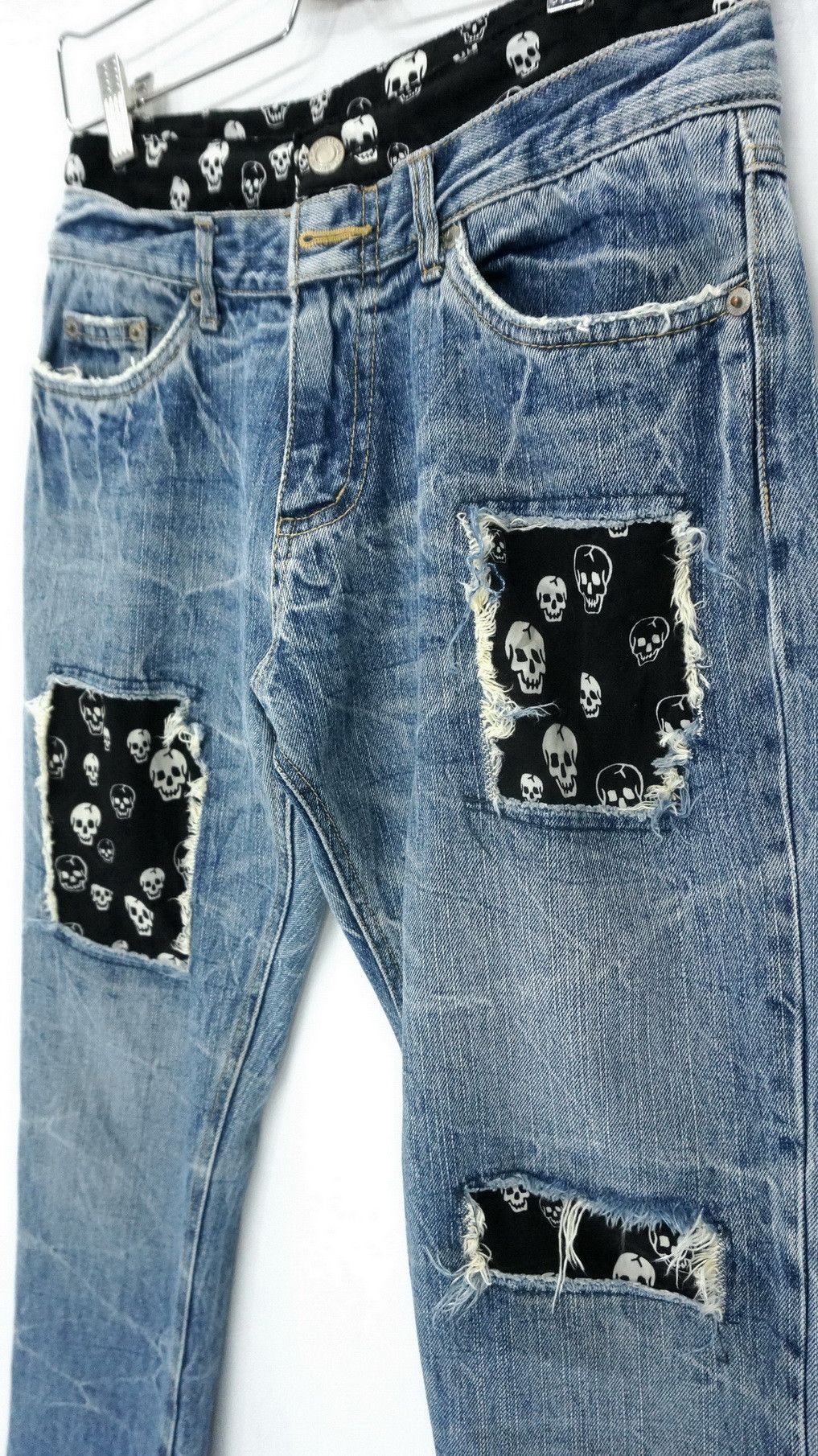 Japanese Brand Vtg Skull Design Japan PLAYCHESS Shortrise Jeans Size US 28 / EU 44 - 2 Thumbnail