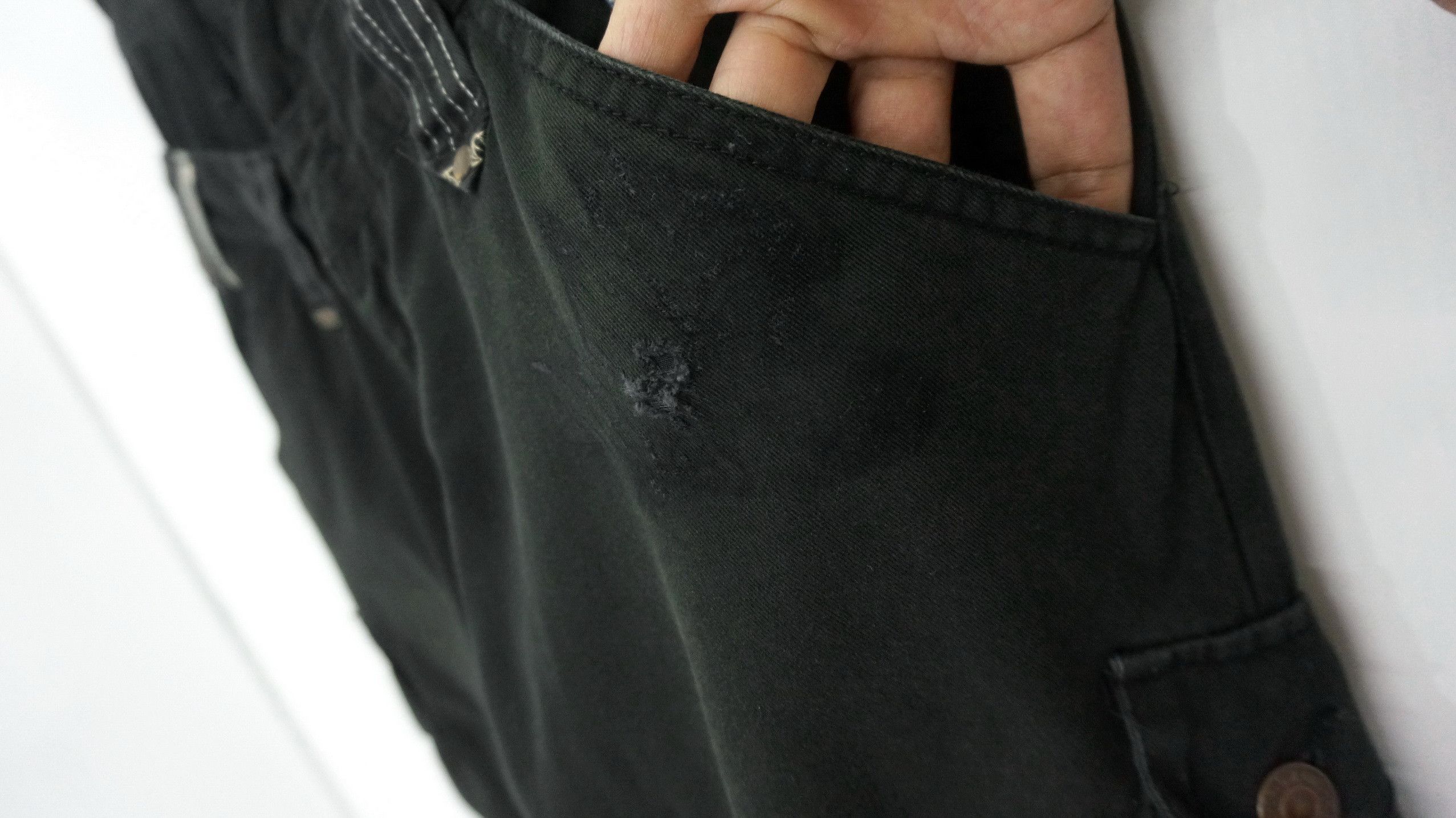 Japanese Brand DOMINATE Handcrafted Double Waist Damaged Worn Out Cargo Size US 31 - 9 Thumbnail