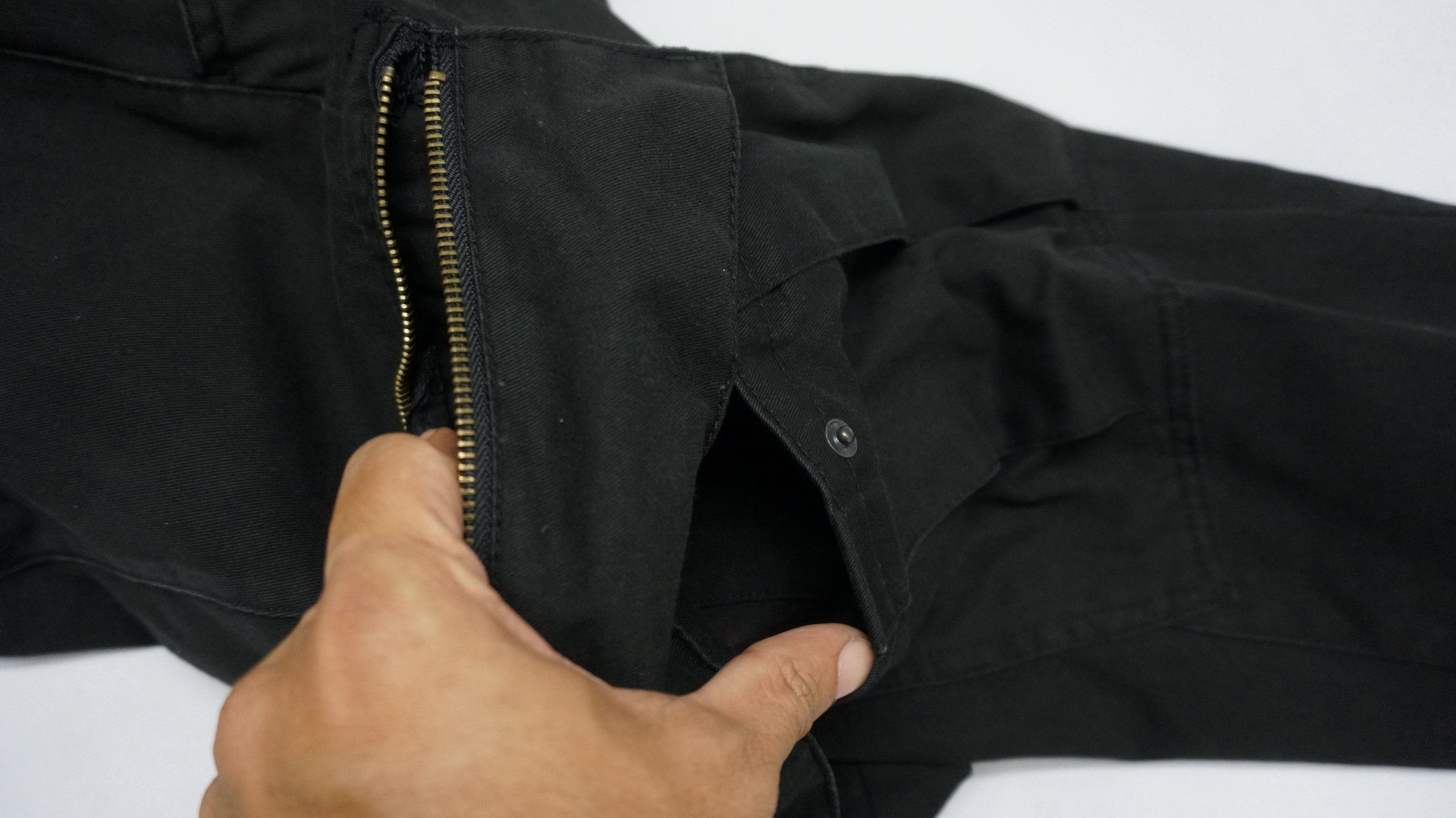 Japanese Brand DOMINATE Handcrafted Double Waist Damaged Worn Out Cargo Size US 31 - 19 Thumbnail