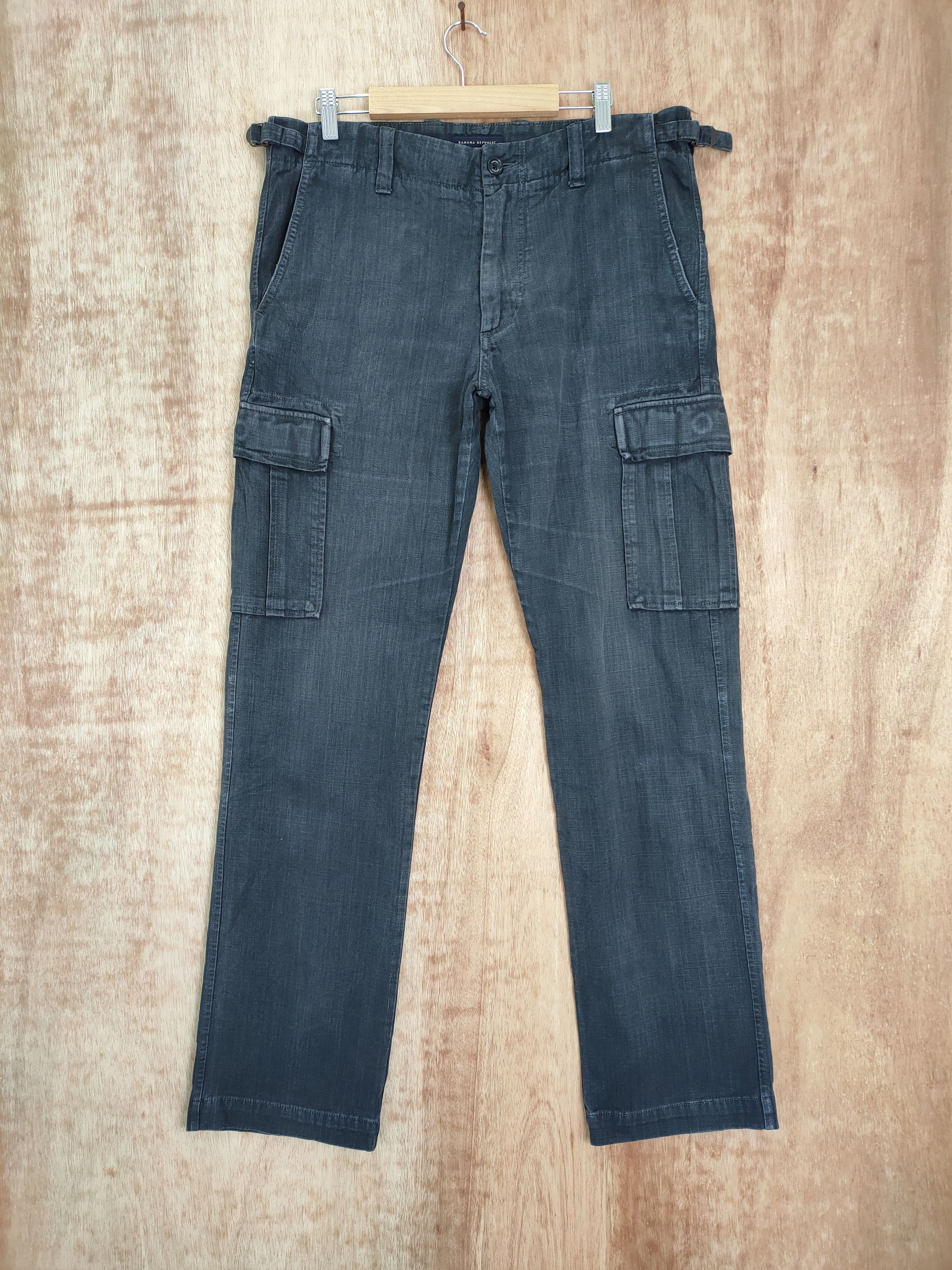 Vintage VINTAGE JAPANESE BLACK CARGO PANTS Size US 34 / EU 50 - 1 Thumbnail