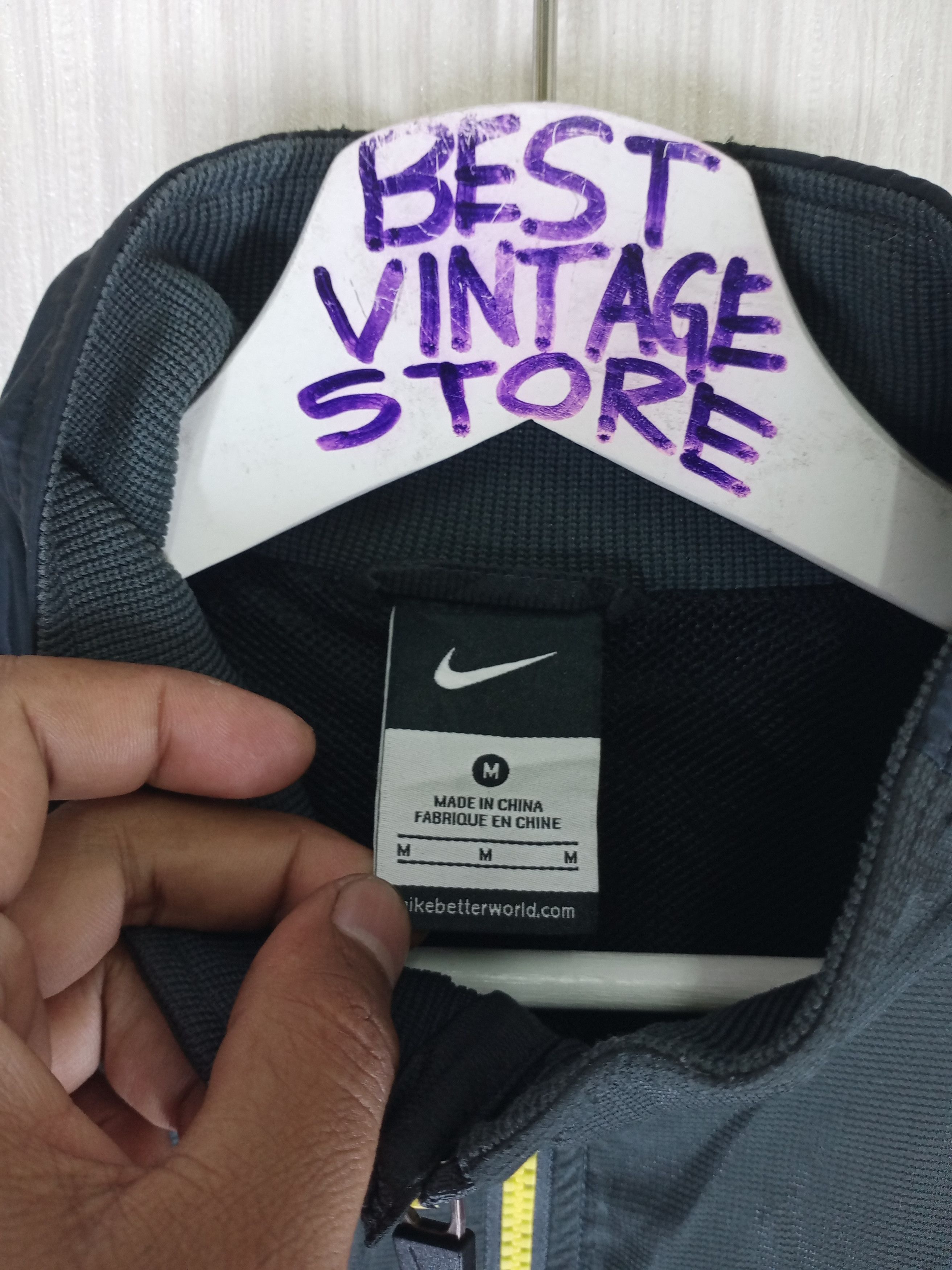 Nike Vintage Nike Jacket Size US M / EU 48-50 / 2 - 5 Thumbnail