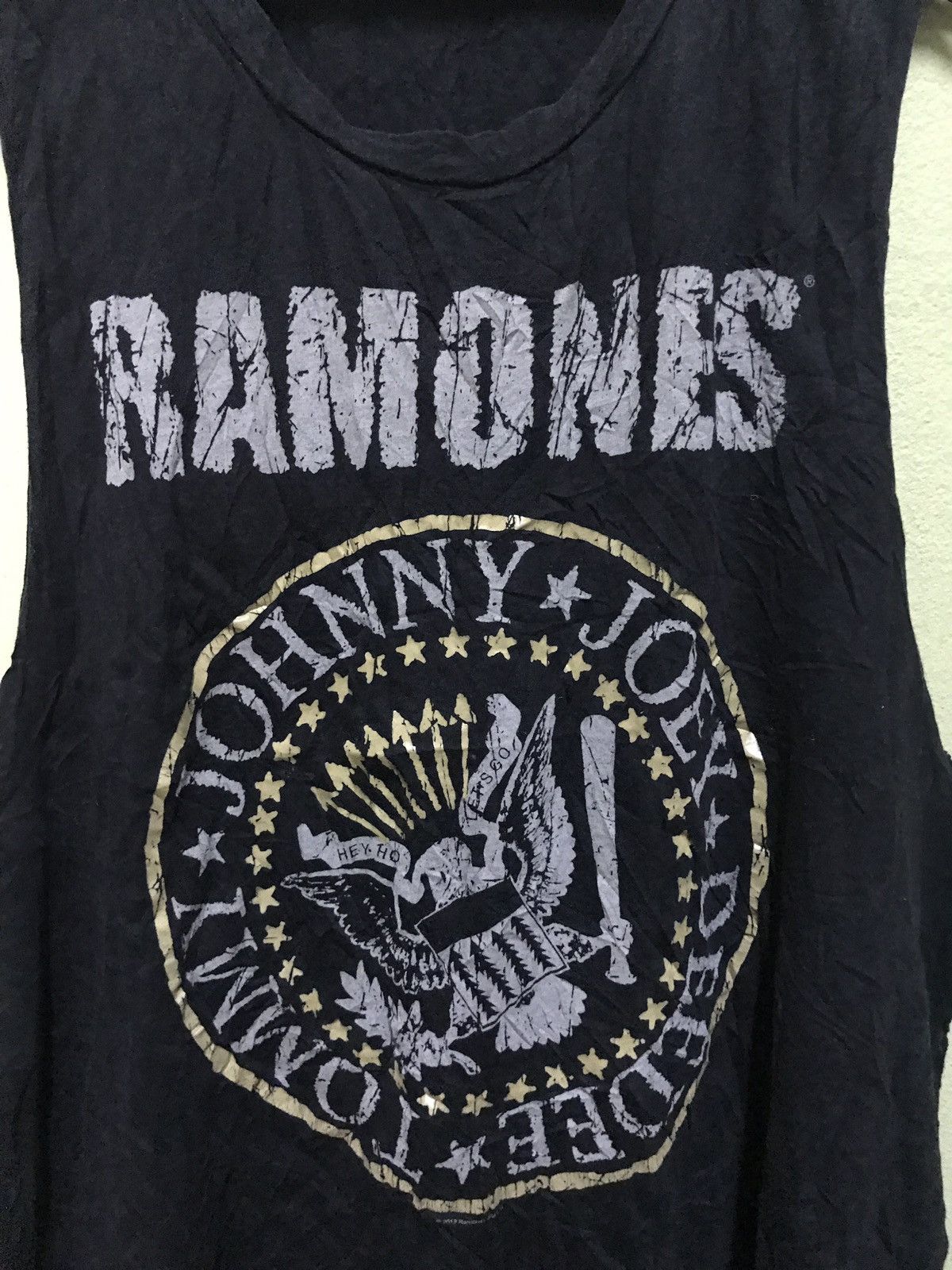Band Tees Ramones Top Tank Size US S / EU 44-46 / 1 - 2 Thumbnail