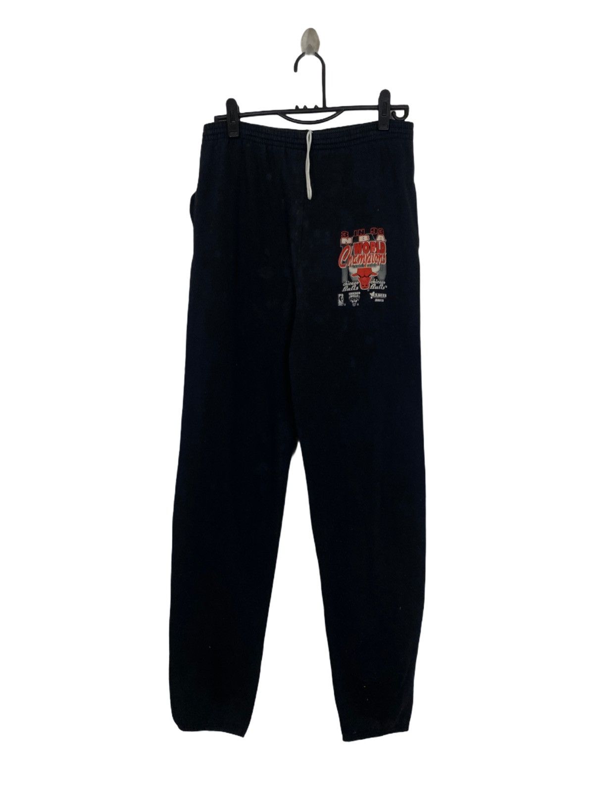 NBA 🔥RARE🔥VINTAGE 1993 NBA WORLD CHAMPION CHICAGO BULL PANT Size US 33 - 2 Thumbnail