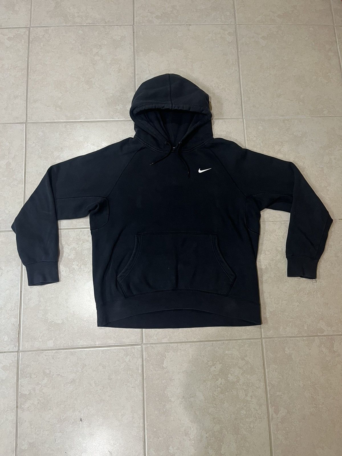 Nike × Vintage Vintage Nike SB Skateboard Black Mini Swoosh Hoodie Size US XL / EU 56 / 4 - 1 Thumbnail