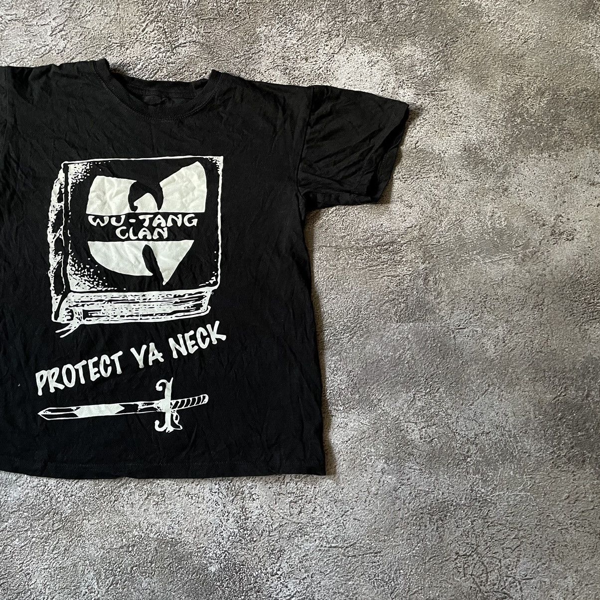 Vintage Vintage 90s Wu Tang Graphic Tee Sun Faded Streetwear Boxy S Size US S / EU 44-46 / 1 - 2 Thumbnail
