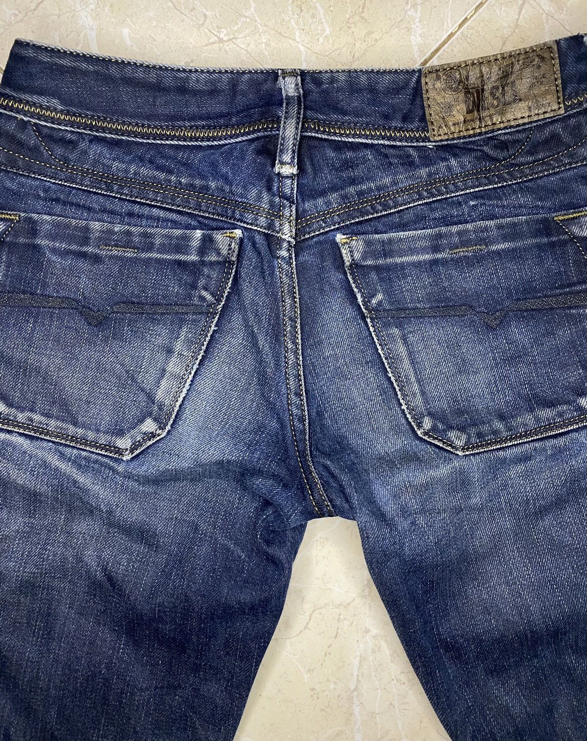 Diesel Industry Lowky Regular Straight Low Waist Denim