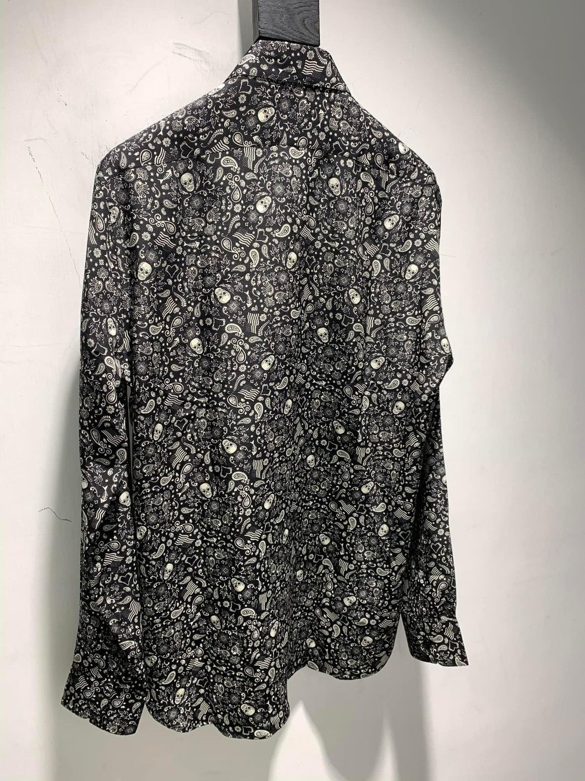 Saint Laurent Paris 19SS Skull Print Silk Shirt sz37/41 Size US M / EU 48-50 / 2 - 3 Thumbnail