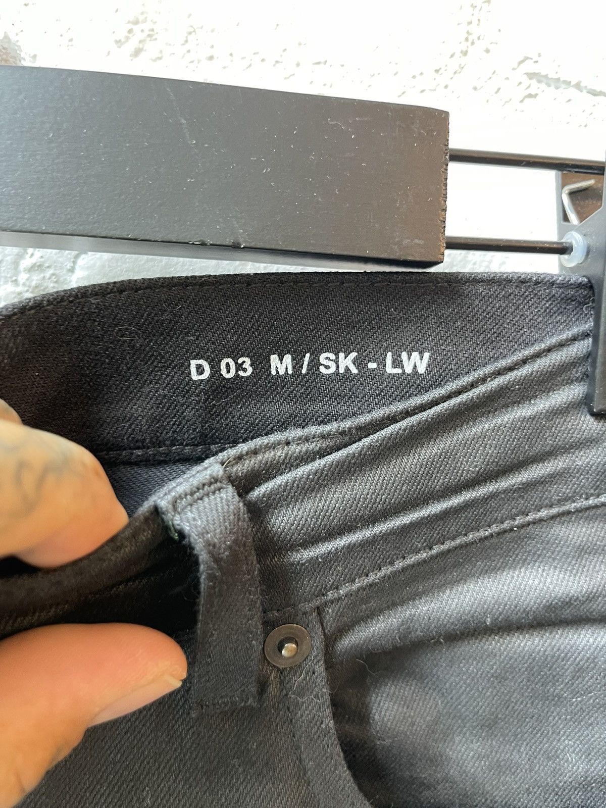 Saint Laurent Paris SLP BLACK COATED SKINNY JEANS SZ 33 Size US 33 - 4 Thumbnail