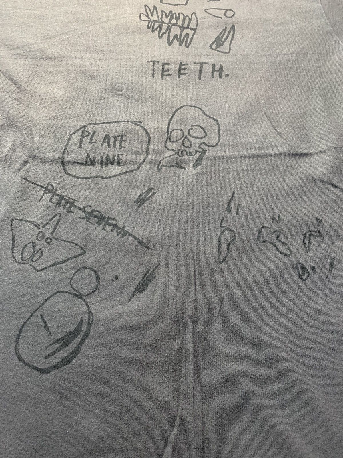 Japanese Brand Jean Michel Basquiat Uniqlo Art Tee Size US S / EU 44-46 / 1 - 2 Thumbnail