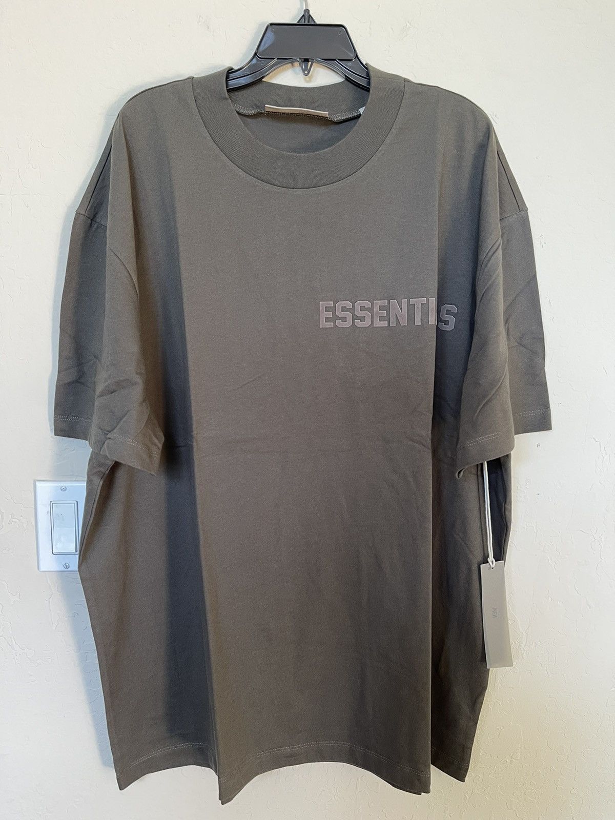 FOG × Fear of God × Pacsun FOG - Essentials Fear Of God Off Black FW22 T-Shirt Sz (XXL) Size US XXL / EU 58 / 5 - 1 Thumbnail