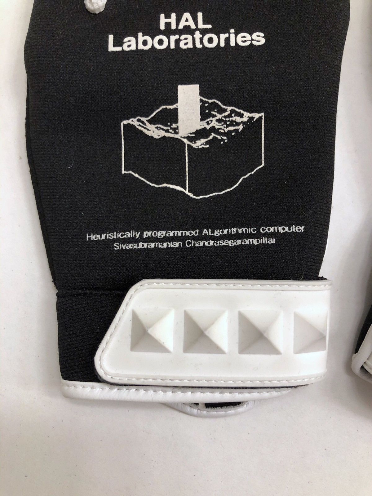 Undercover rare runway HAL Laboratories gloves Size ONE SIZE - 2 Thumbnail
