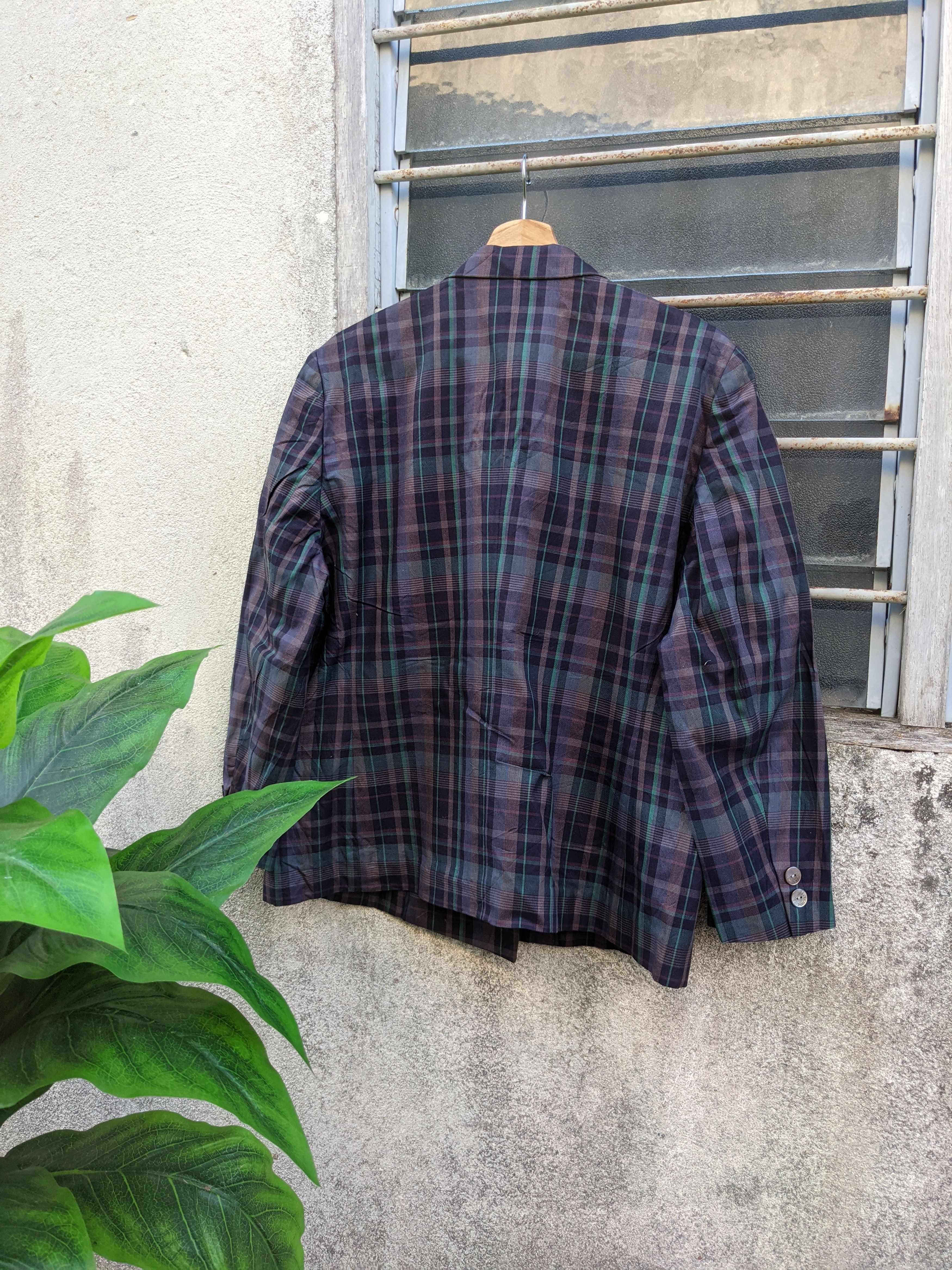 Burberry ⚡️Steals⚡️ Burberry Plaid Single Breasted Size 38S - 2 Thumbnail