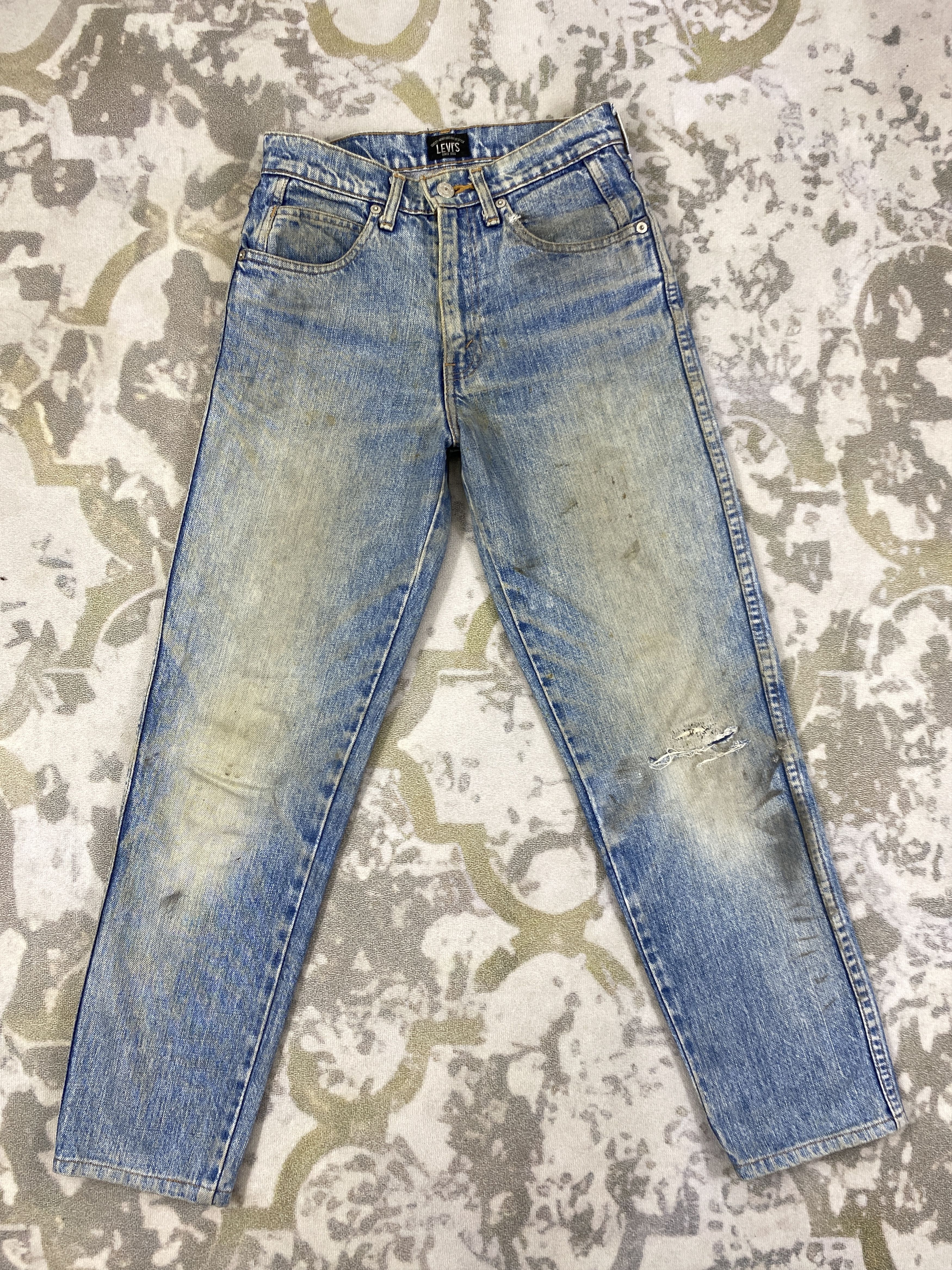Dirty Light Blue Wash Vintage Levis Jeans 26x26.5 -JN2810