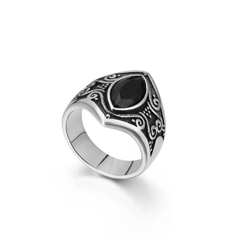 Jewelry × Vintage Black Stone Carved Ring Size ONE SIZE - 1 Thumbnail