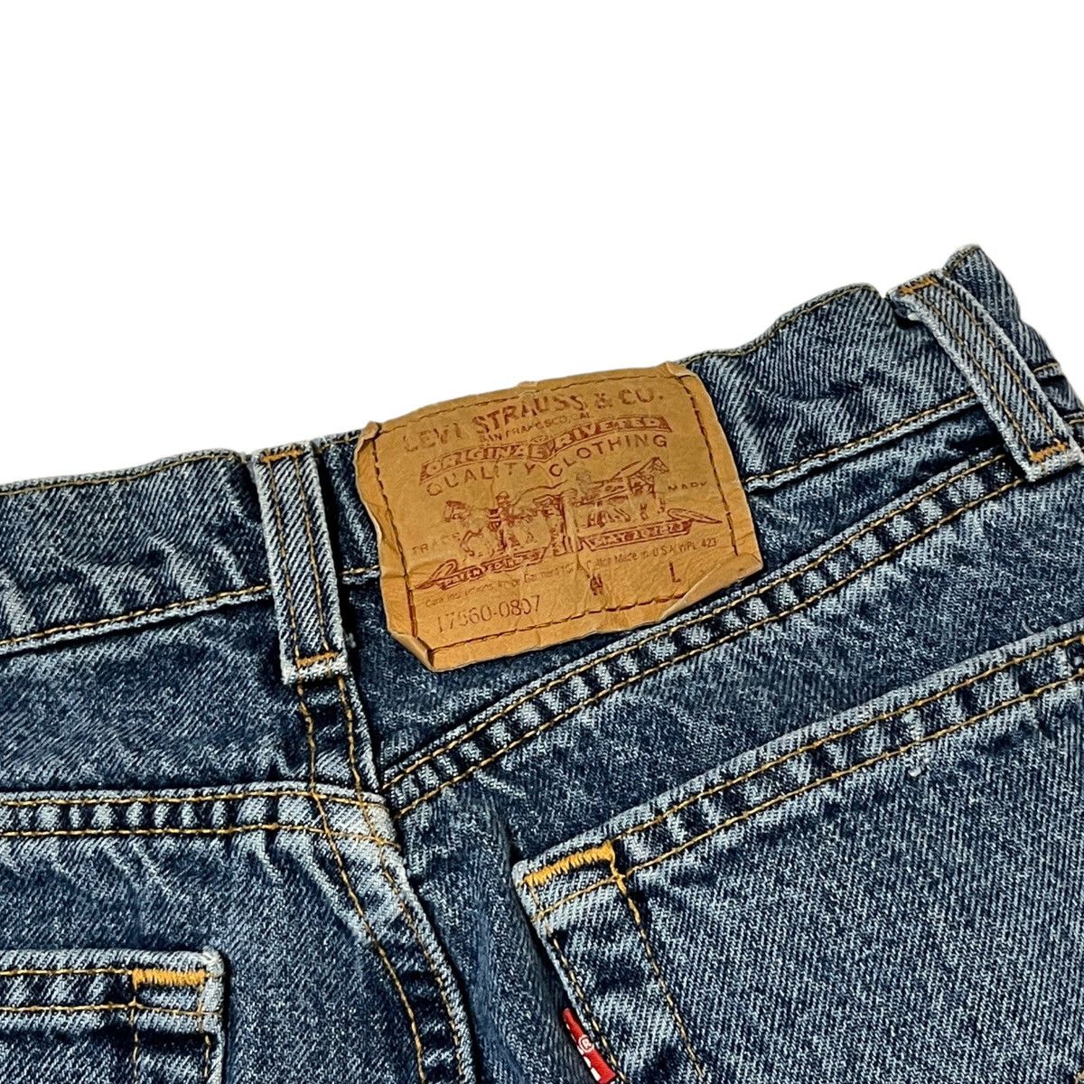Levi's × Vintage 90s Levi’s 560 Jeans Size US 26 / EU 42 - 6 Thumbnail