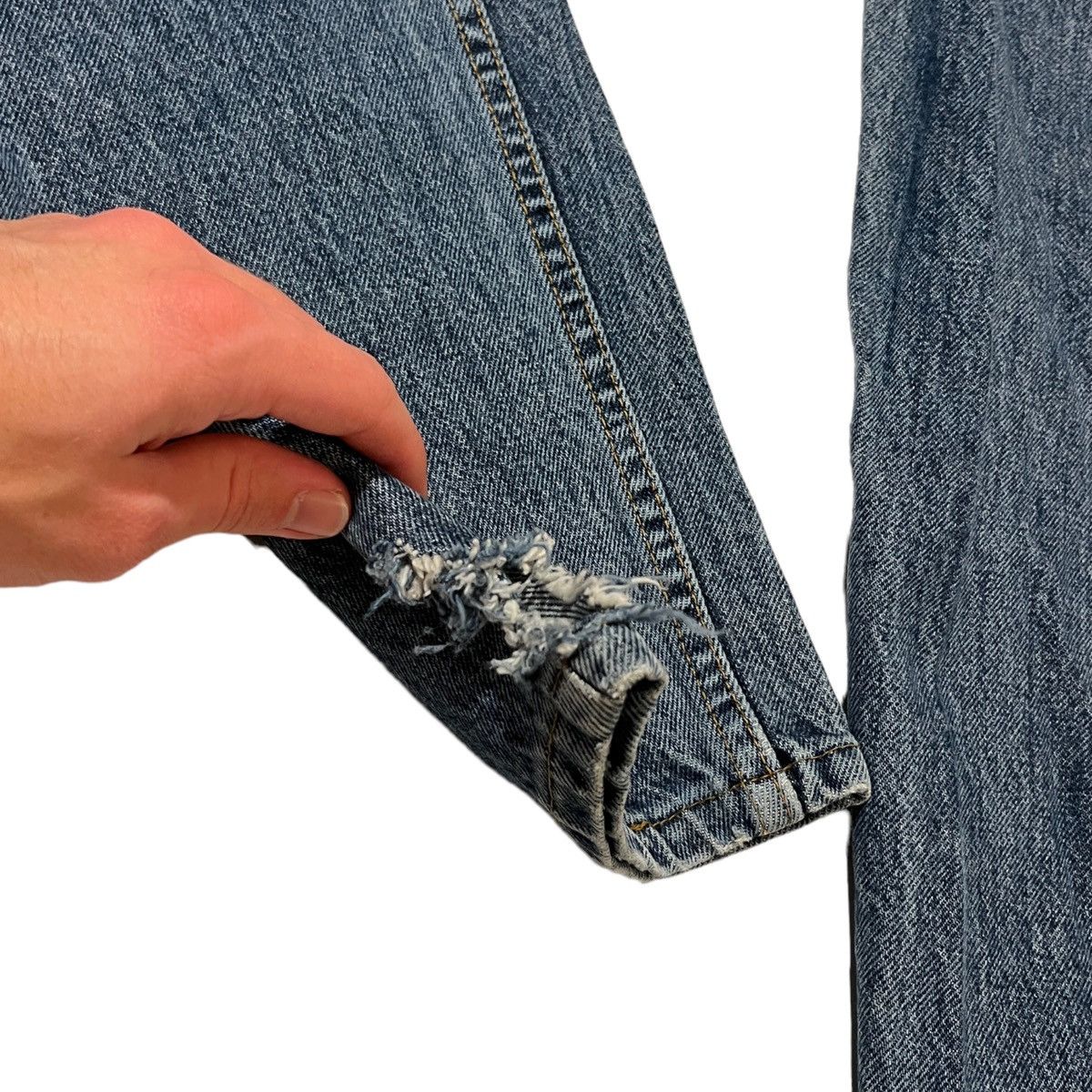 Levi's × Vintage 90s Levi’s 560 Jeans Size US 26 / EU 42 - 2 Thumbnail