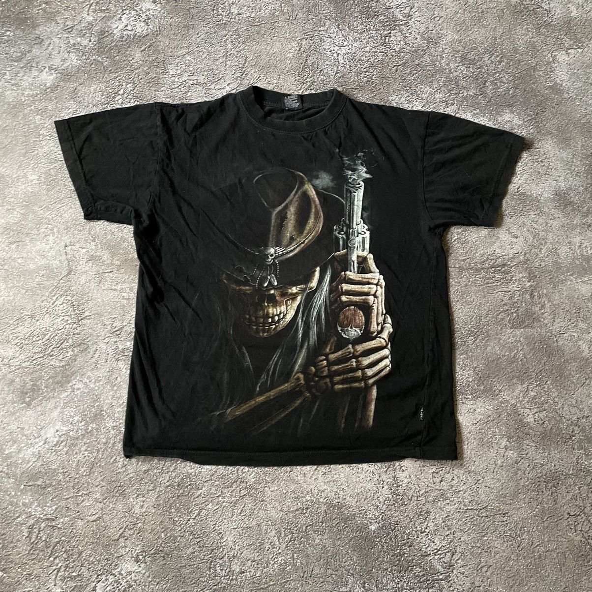 Vintage Vintage 90s Skull Pistol Graphic Tee Dark Horror Grunge L Size US L / EU 52-54 / 3 - 2 Thumbnail