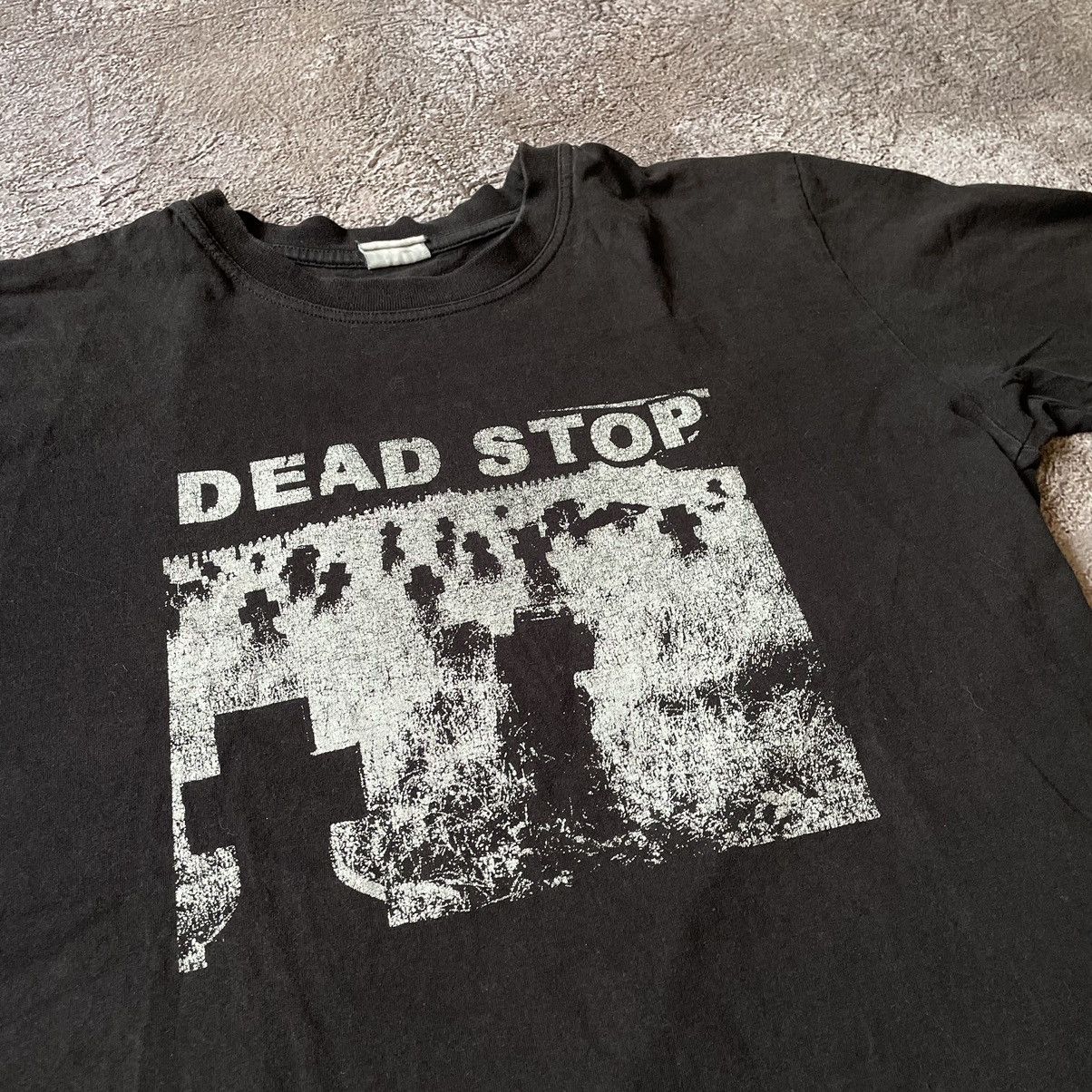 Vintage Vintage 90s Dead Stop Graphic Tee Faded Black Goth Baggy M Size US M / EU 48-50 / 2 - 6 Thumbnail