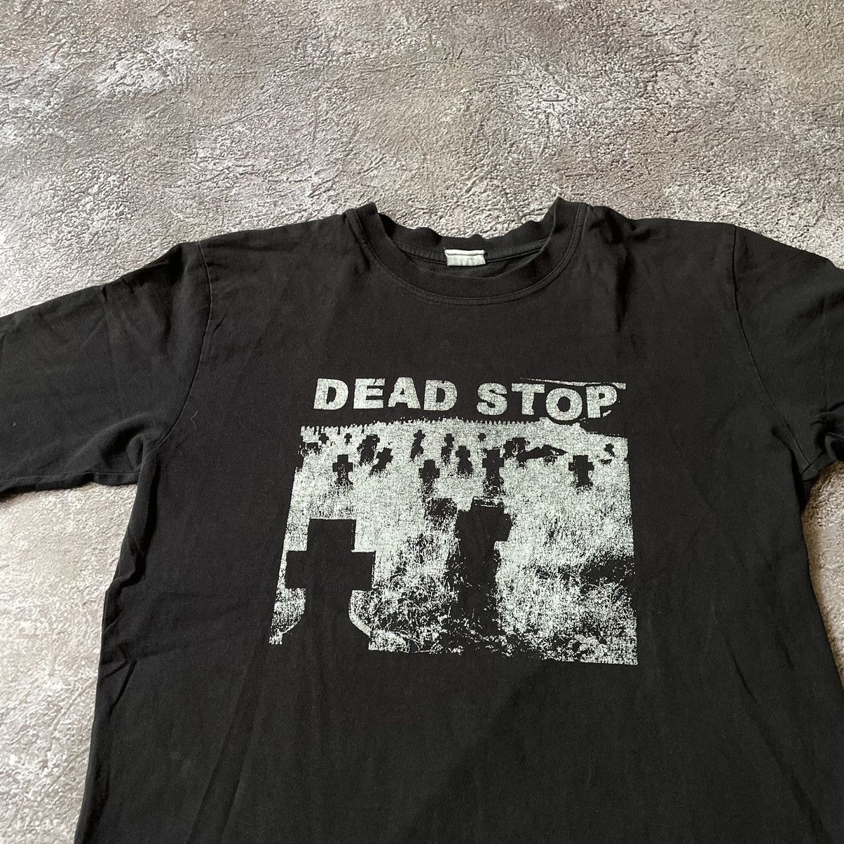 Vintage Vintage 90s Dead Stop Graphic Tee Faded Black Goth Baggy M Size US M / EU 48-50 / 2 - 5 Thumbnail