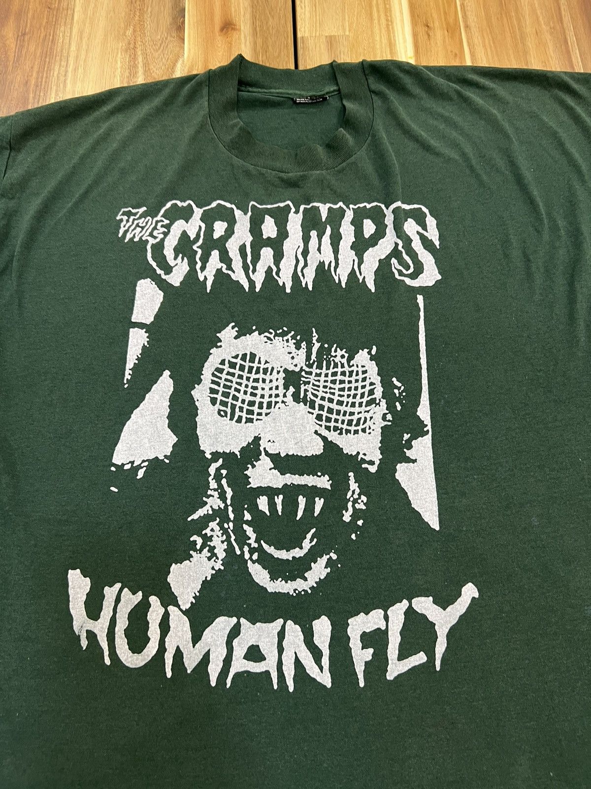 Band Tees VINTAGE 80’s THE CRUMPS HUMAN FLY T-SHIRT Size US XXL / EU 58 / 5 - 1 Thumbnail