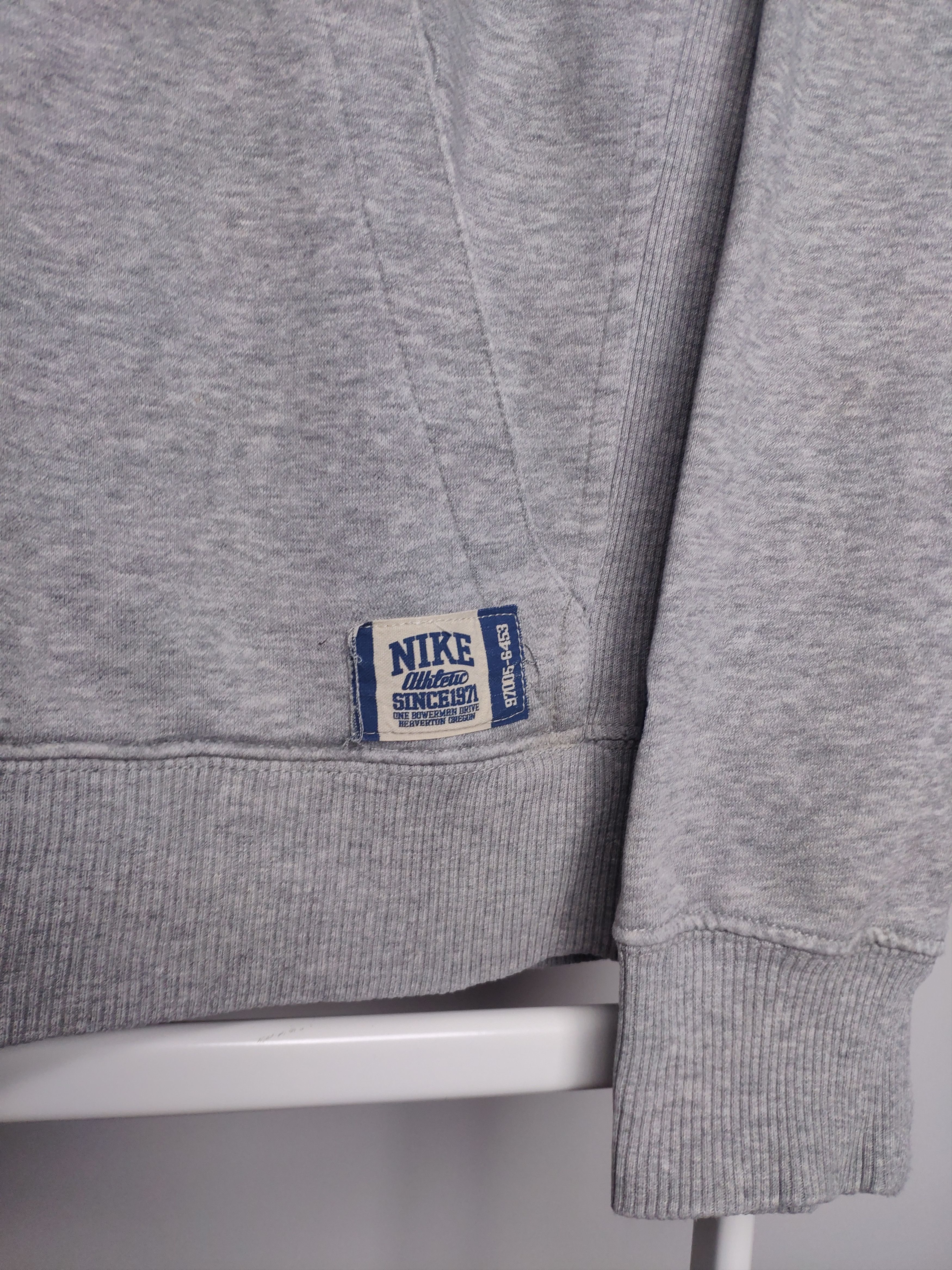Nike × Vintage Nike athletic vintage spellout hoodie grey sweatshirt Y2K Size US S / EU 44-46 / 1 - 4 Thumbnail
