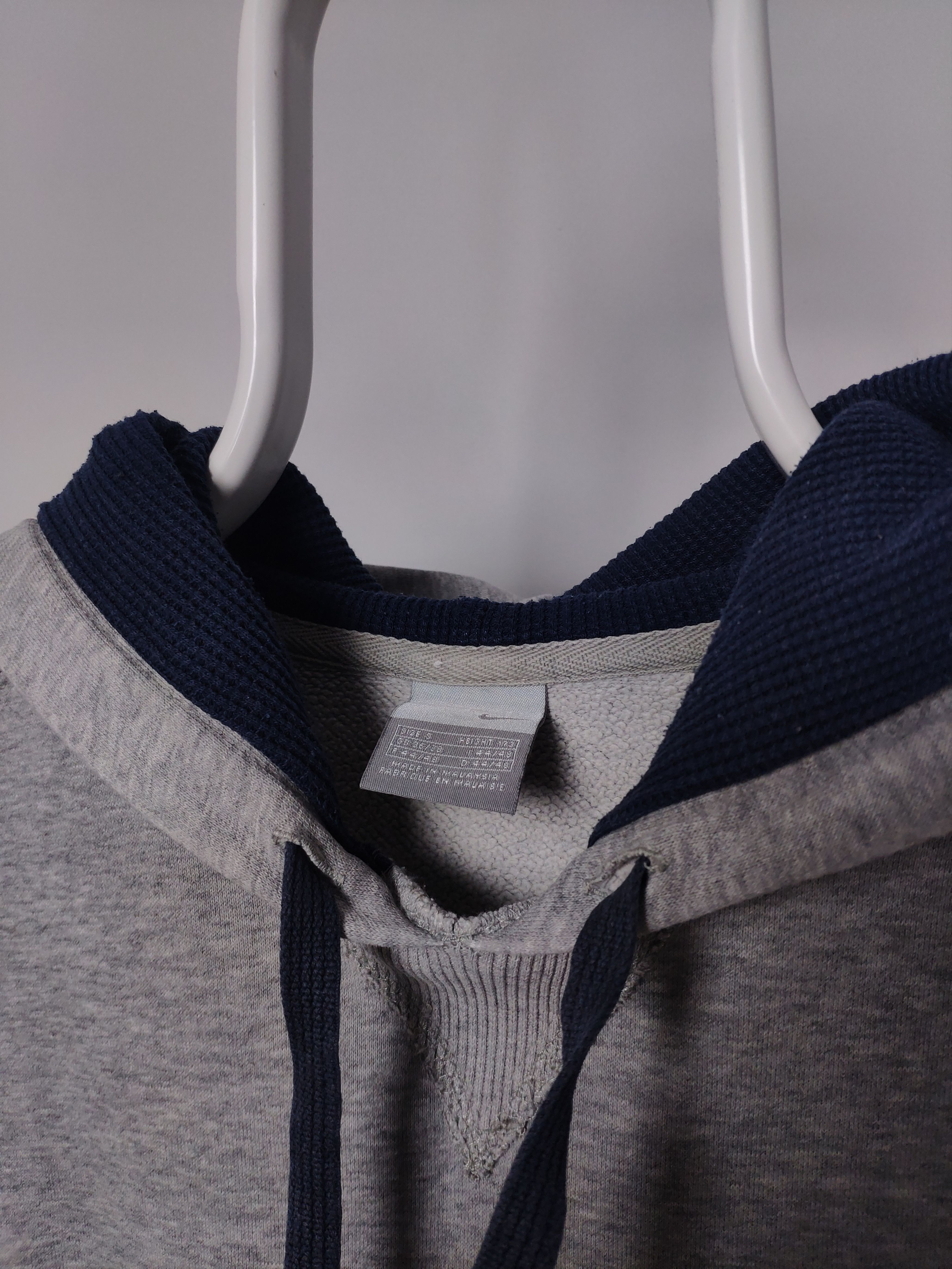 Nike × Vintage Nike athletic vintage spellout hoodie grey sweatshirt Y2K Size US S / EU 44-46 / 1 - 6 Thumbnail