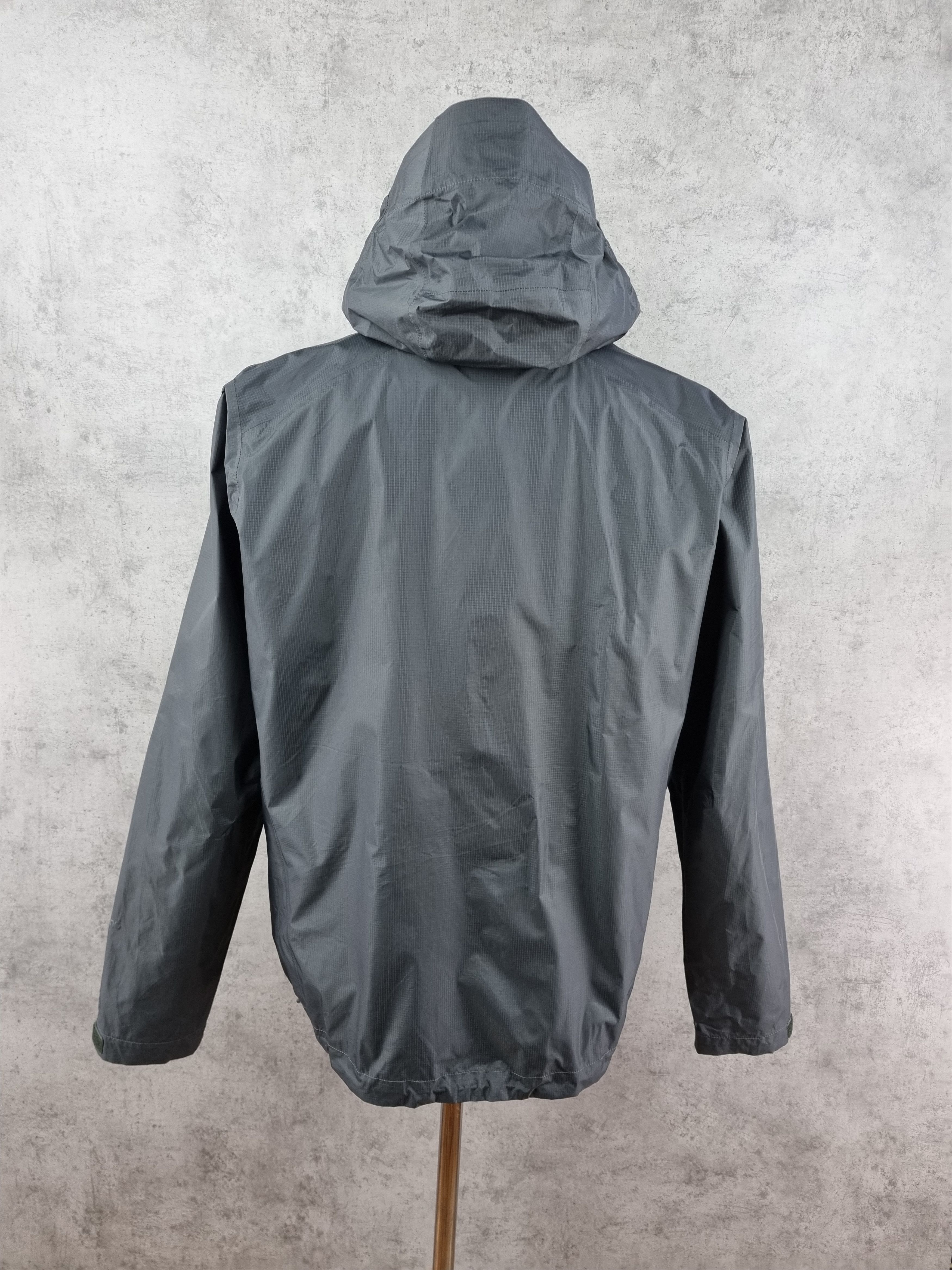 Goretex × Patagonia Patagonia Waterproof Hooded Light Jacket like Arcteryx Size US L / EU 52-54 / 3 - 5 Thumbnail
