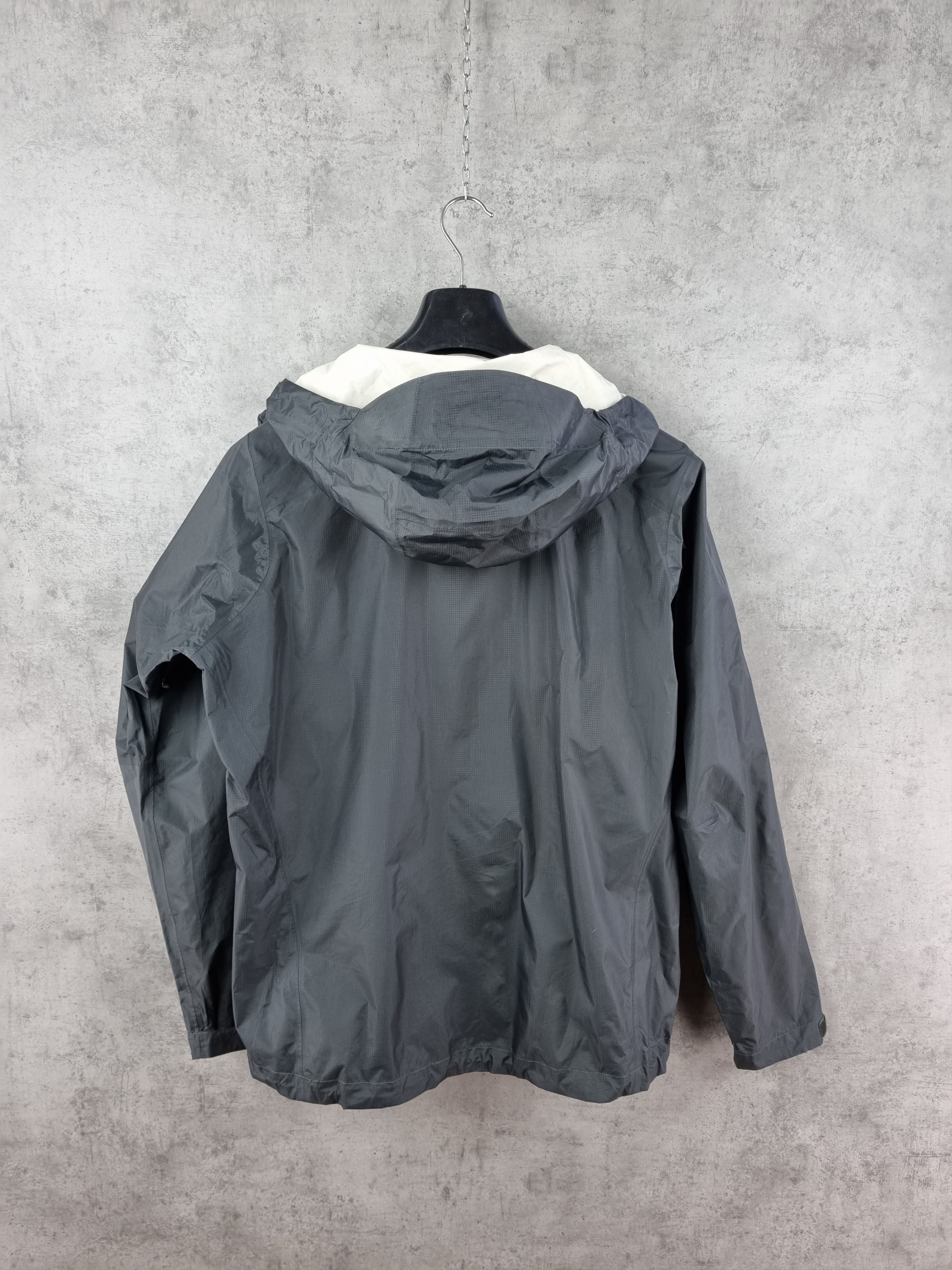 Goretex × Patagonia Patagonia Waterproof Hooded Light Jacket like Arcteryx Size US L / EU 52-54 / 3 - 7 Thumbnail