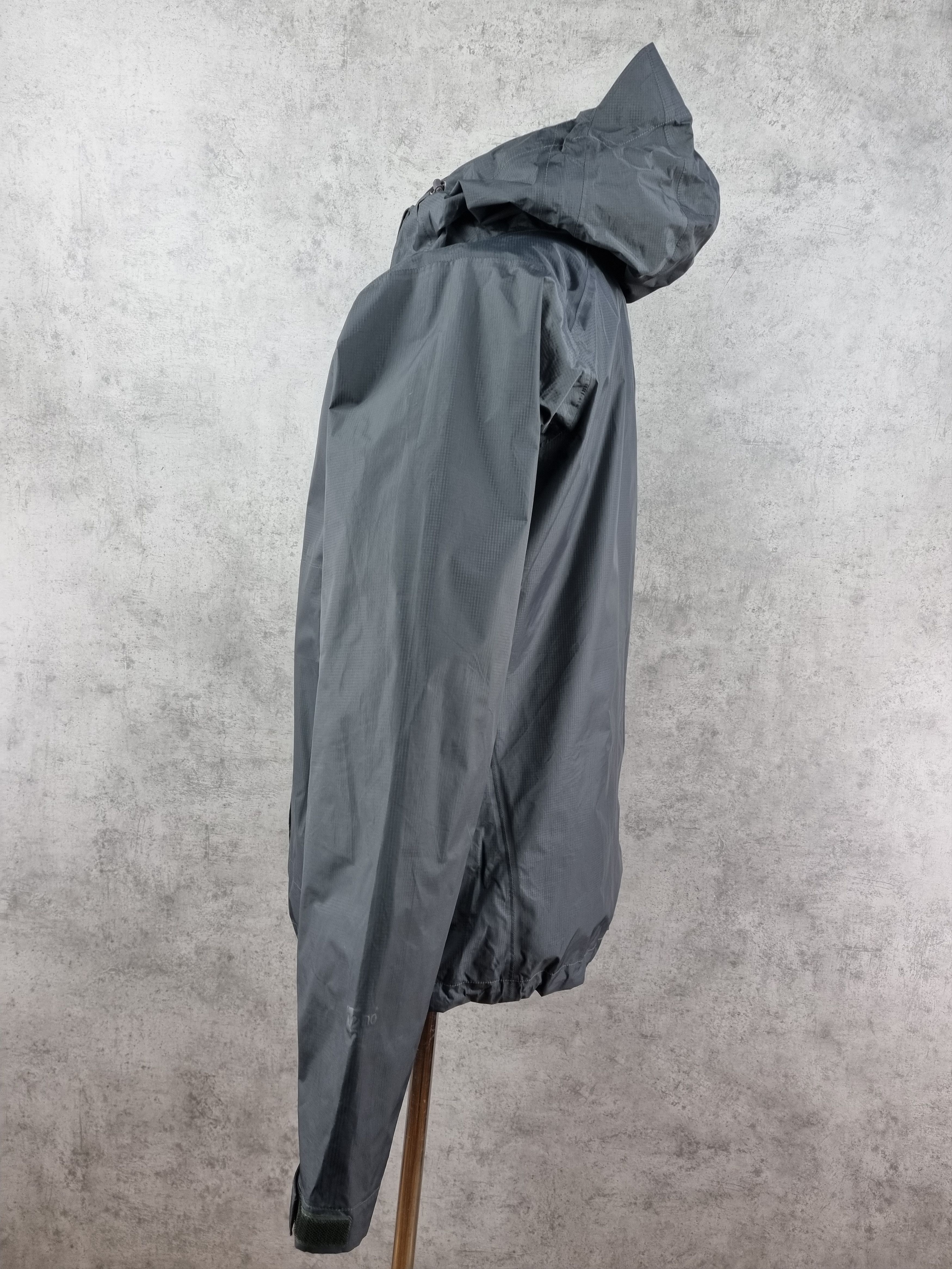 Goretex × Patagonia Patagonia Waterproof Hooded Light Jacket like Arcteryx Size US L / EU 52-54 / 3 - 18 Thumbnail