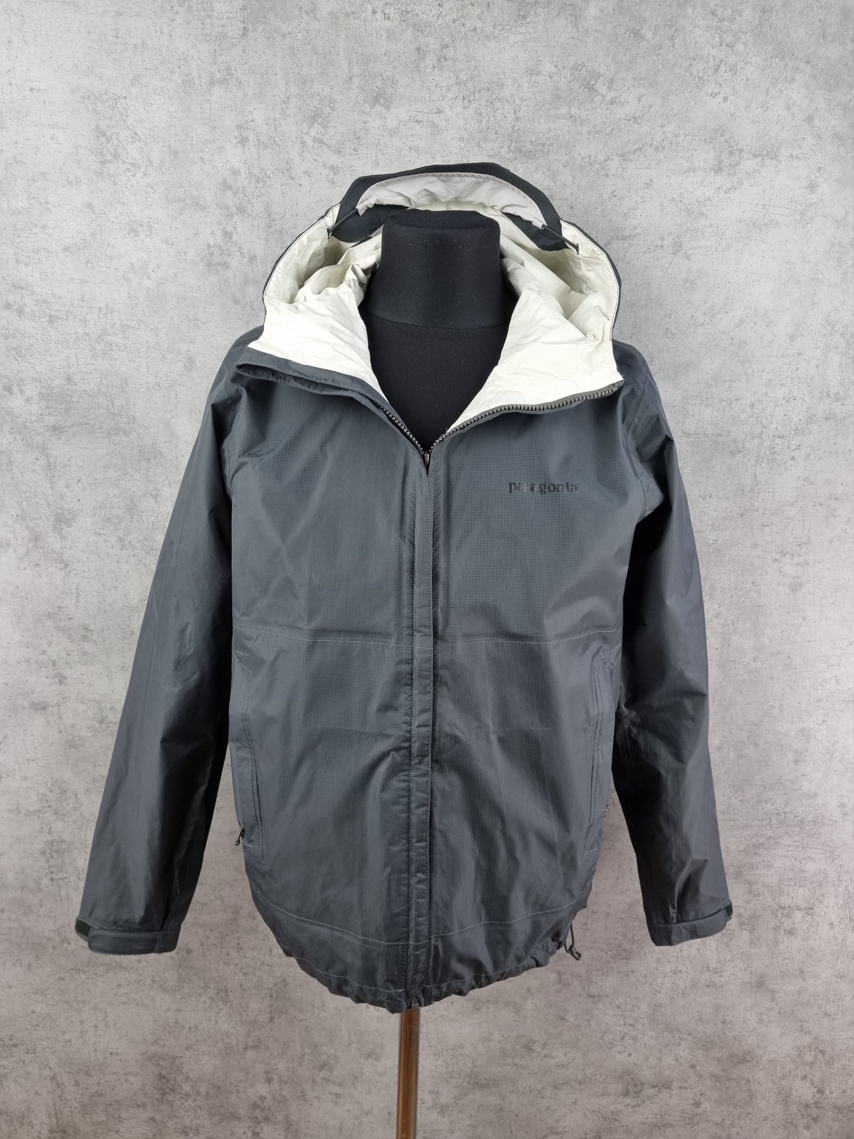 Goretex × Patagonia Patagonia Waterproof Hooded Light Jacket like Arcteryx Size US L / EU 52-54 / 3 - 3 Thumbnail