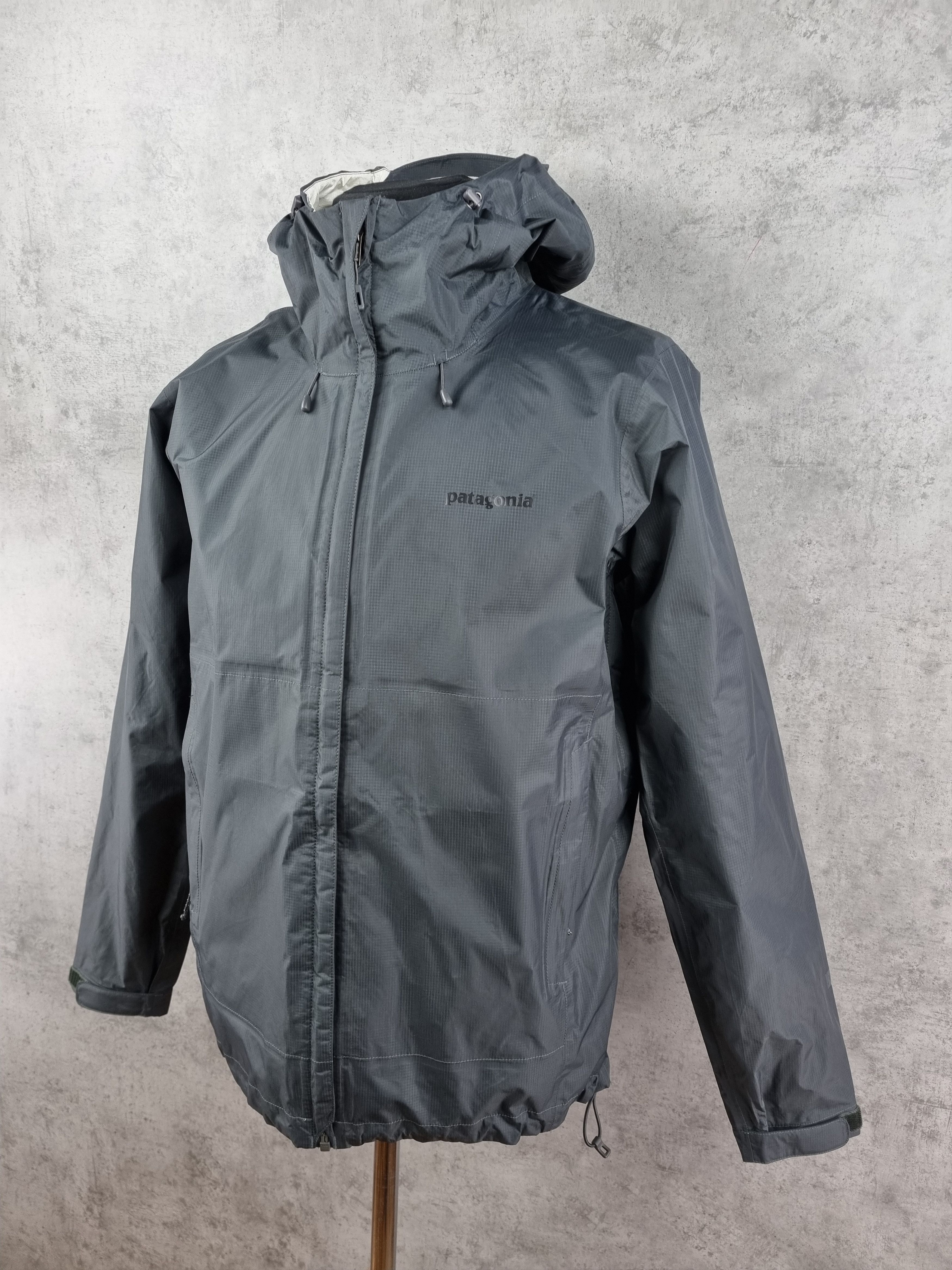 Goretex × Patagonia Patagonia Waterproof Hooded Light Jacket like Arcteryx Size US L / EU 52-54 / 3 - 6 Thumbnail