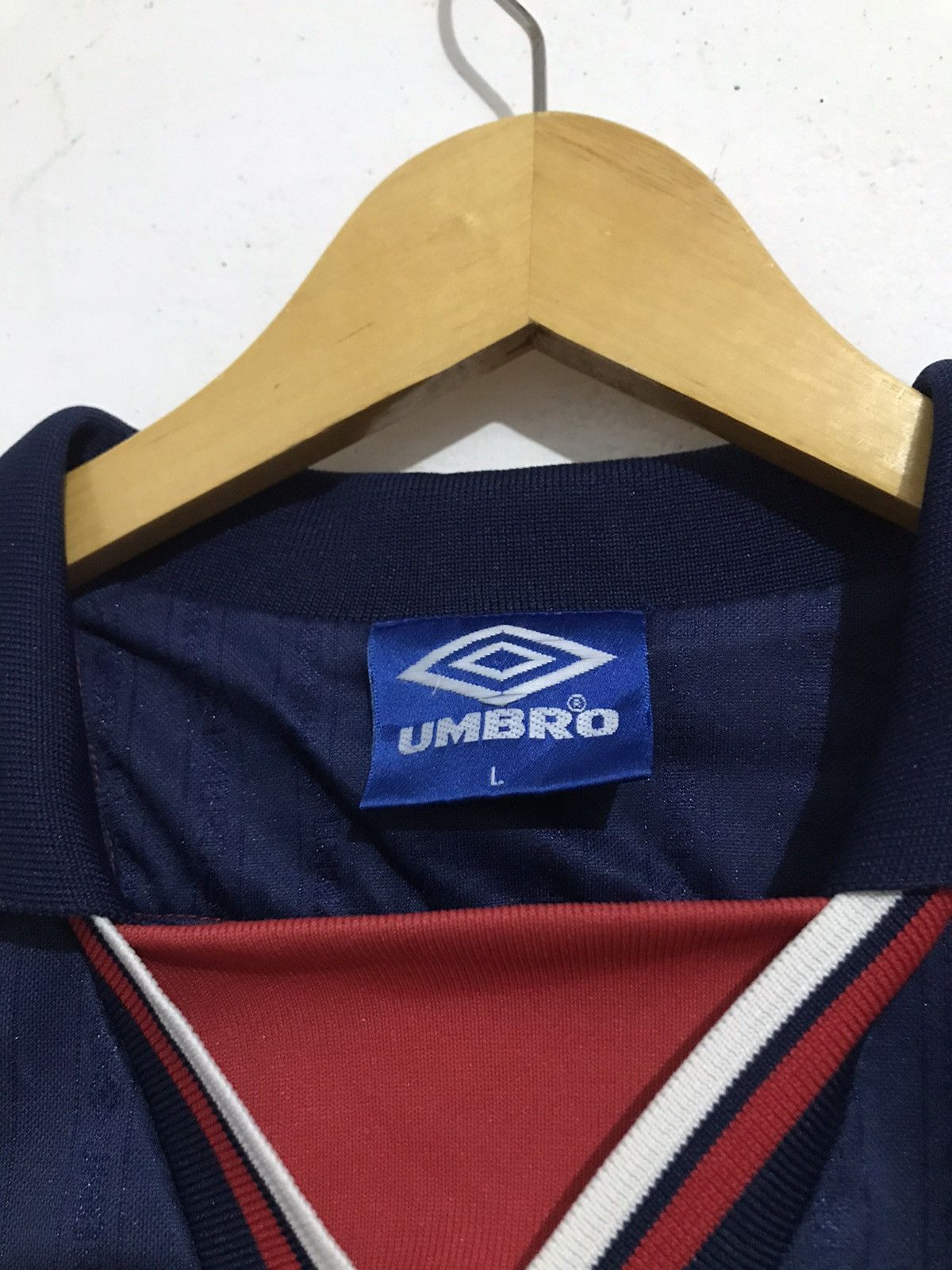 Umbro Umbro official England Jersey Shirt Size US L / EU 52-54 / 3 - 5 Thumbnail