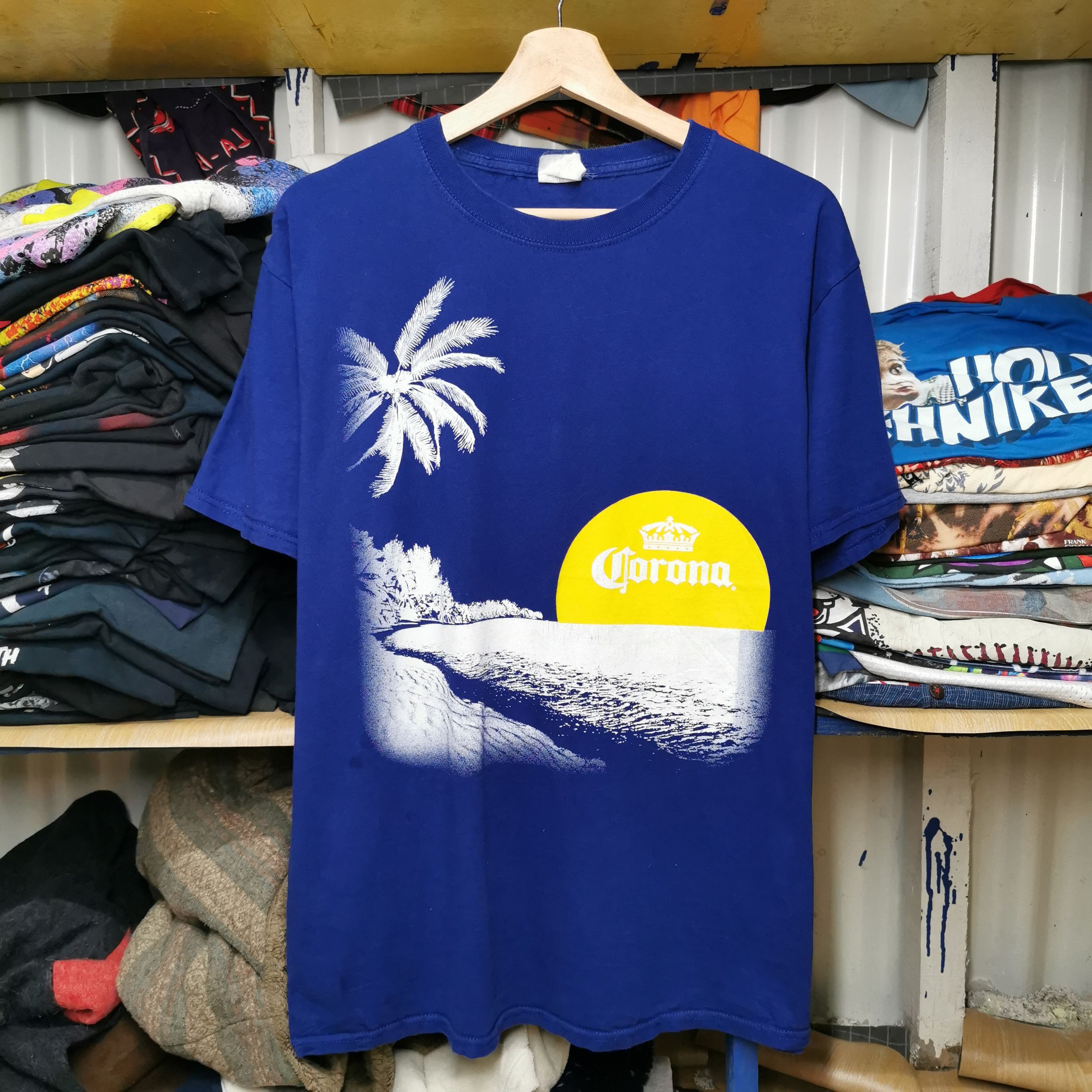 Fruit Of The Loom × Vintage Vintage tee corona beach t-shirt Size US L / EU 52-54 / 3 - 1 Thumbnail