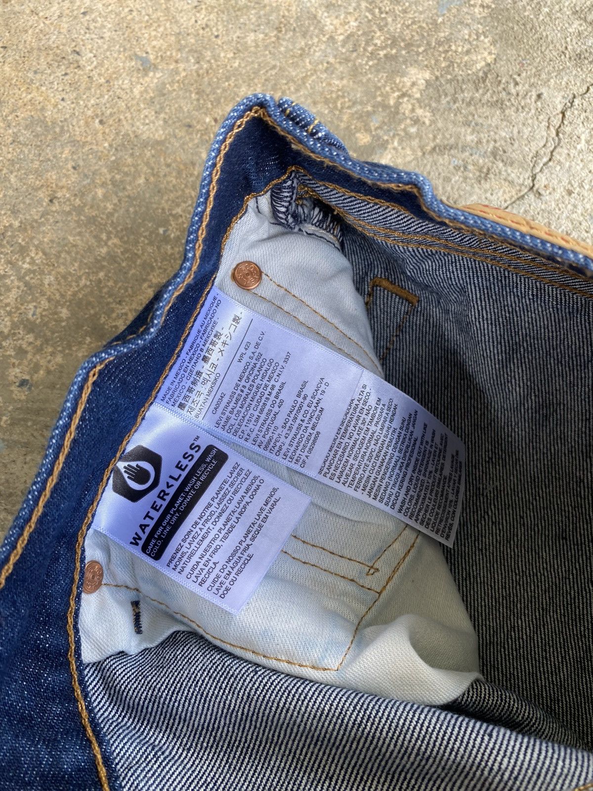 Levi's × Vintage Vintage Y2K Crazy Levi’s 501 Blue Jeans Size US 34 / EU 50 - 10 Thumbnail