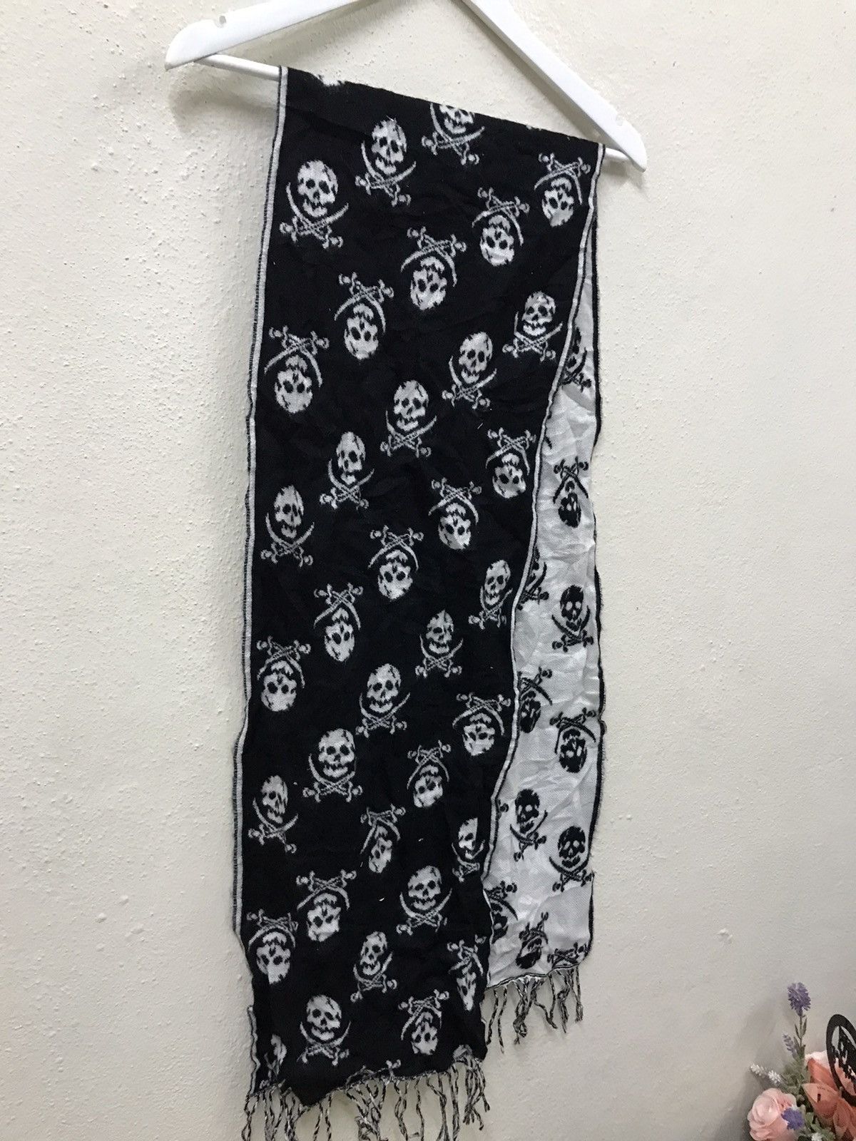 Japanese Brand × Other Japanese Brand Skulls Design Scarf Size ONE SIZE - 2 Thumbnail