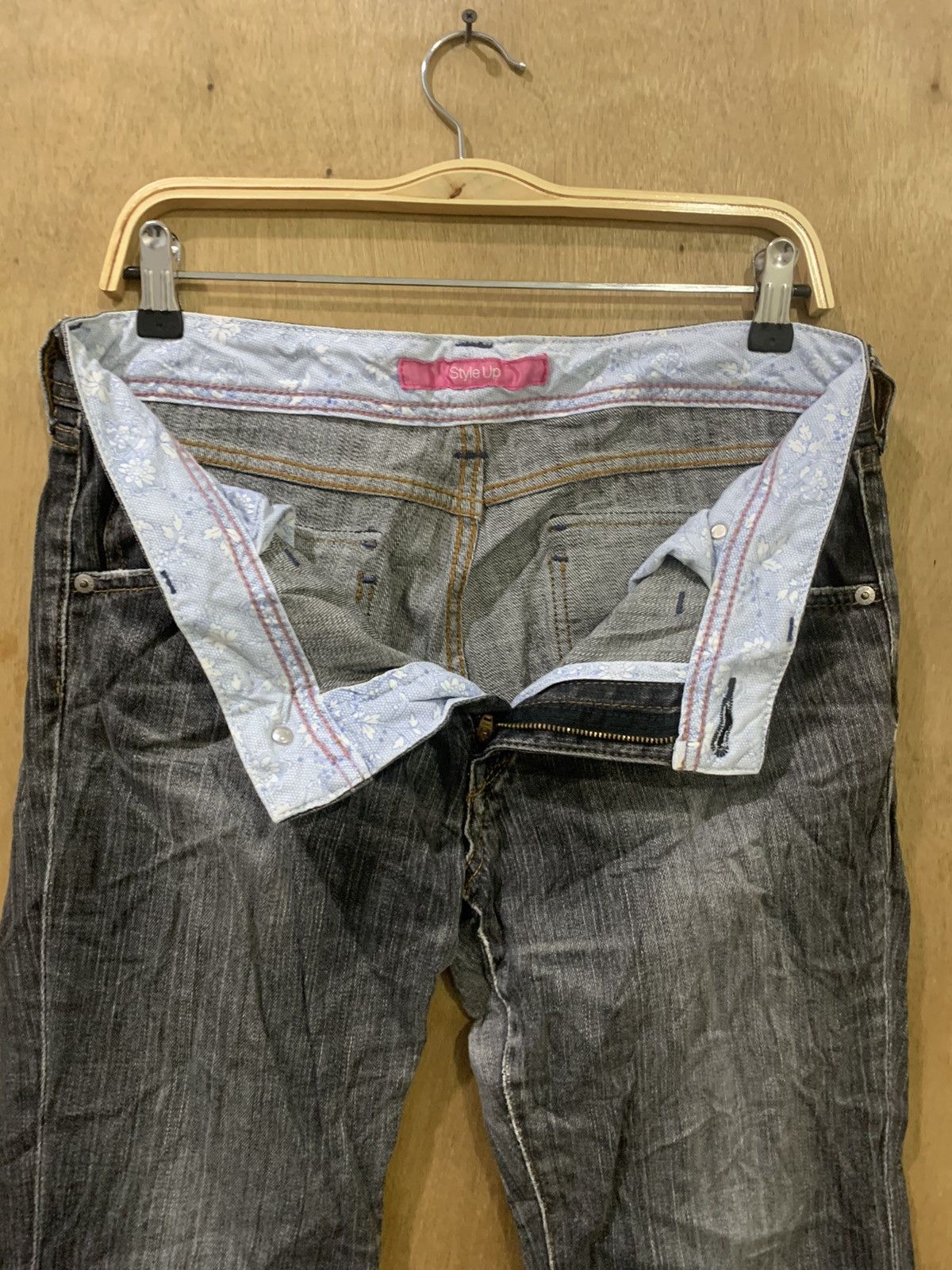 Designer × Japanese Brand × Uniqlo UNIQLO STYLE UP Women Flared Bootcut Stonewash Denim Jeans Size 32" / US 10 / IT 46 - 13 Thumbnail