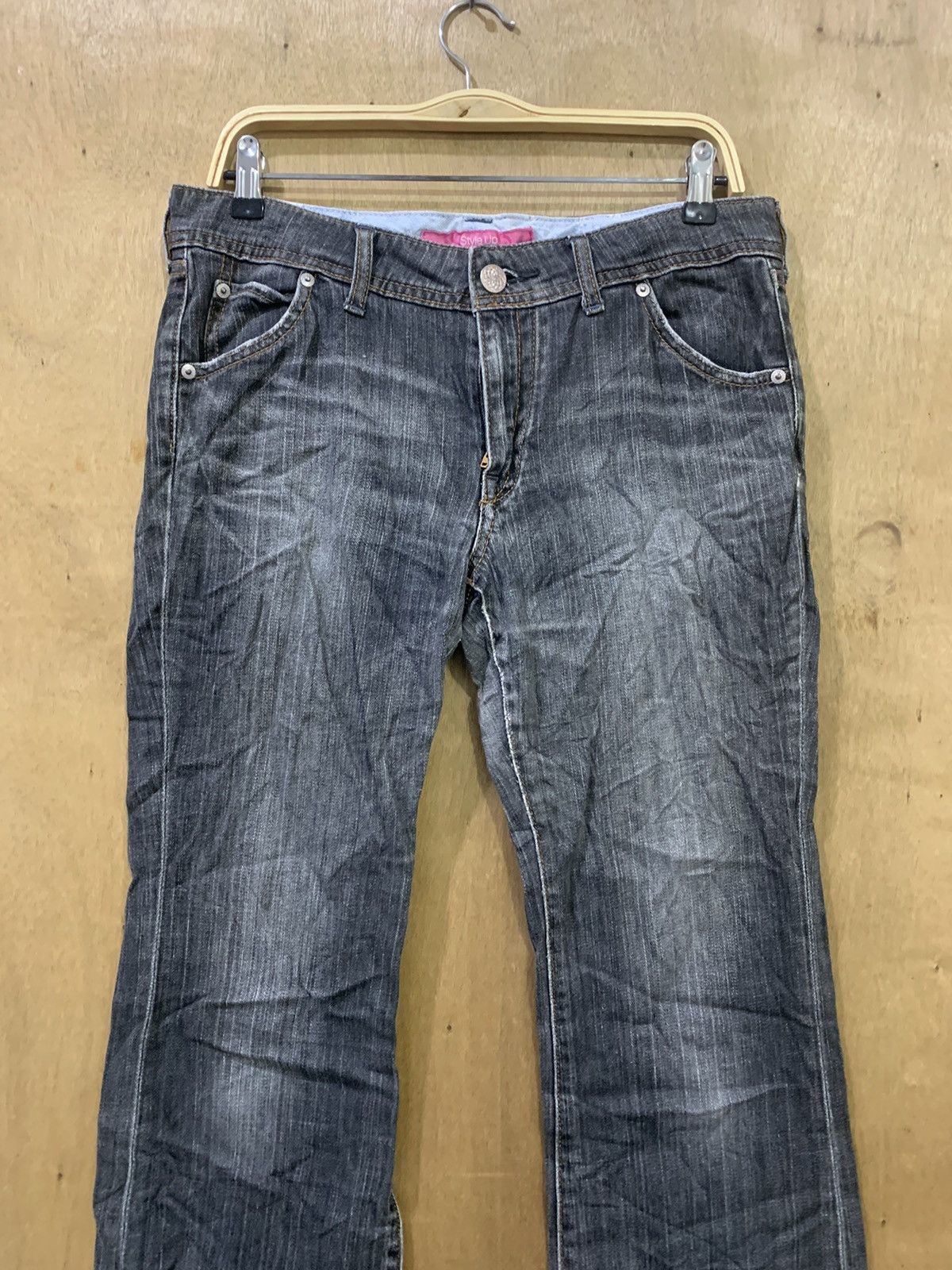 Designer × Japanese Brand × Uniqlo UNIQLO STYLE UP Women Flared Bootcut Stonewash Denim Jeans Size 32" / US 10 / IT 46 - 4 Thumbnail