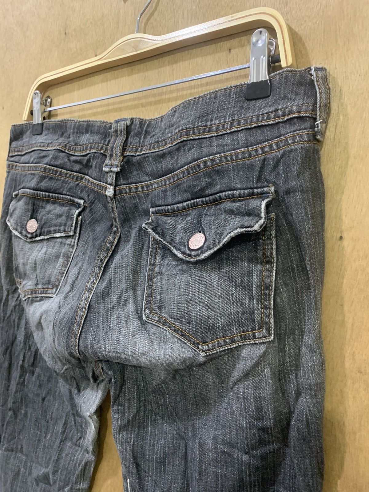 Designer × Japanese Brand × Uniqlo UNIQLO STYLE UP Women Flared Bootcut Stonewash Denim Jeans Size 32" / US 10 / IT 46 - 12 Thumbnail