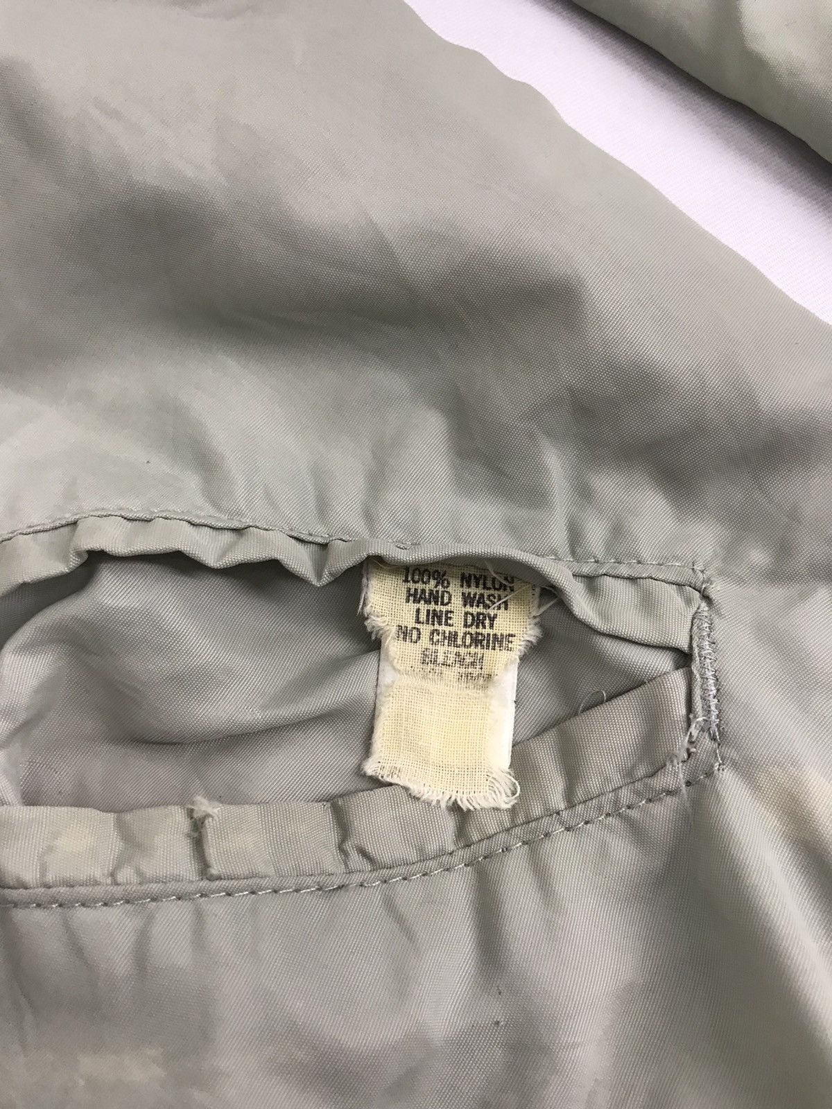 Vintage Vintage 90s Maple Richmond N.E Postal LG Varsity Size US L / EU 52-54 / 3 - 6 Thumbnail