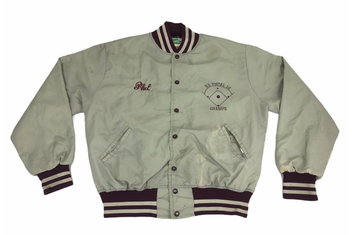 Vintage Vintage 90s Maple Richmond N.E Postal LG Varsity Size US L / EU 52-54 / 3 - 2 Thumbnail