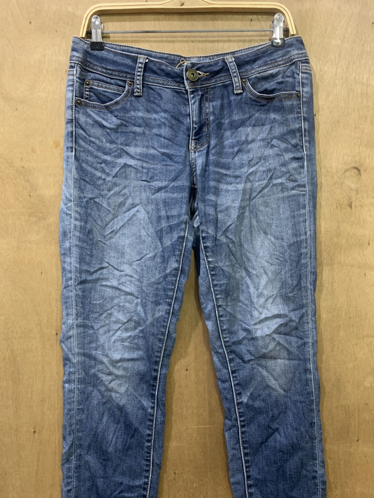 Japanese Brand CLOSSHI Women Slimfit Skinny Stonewash Indigo Denim Jeans Size 31" - 4 Thumbnail