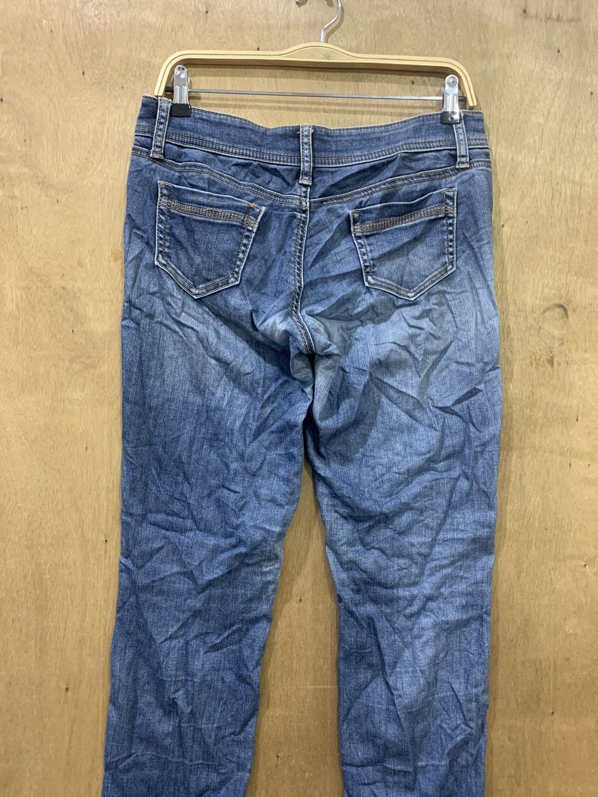 Japanese Brand CLOSSHI Women Slimfit Skinny Stonewash Indigo Denim Jeans Size 31" - 9 Thumbnail
