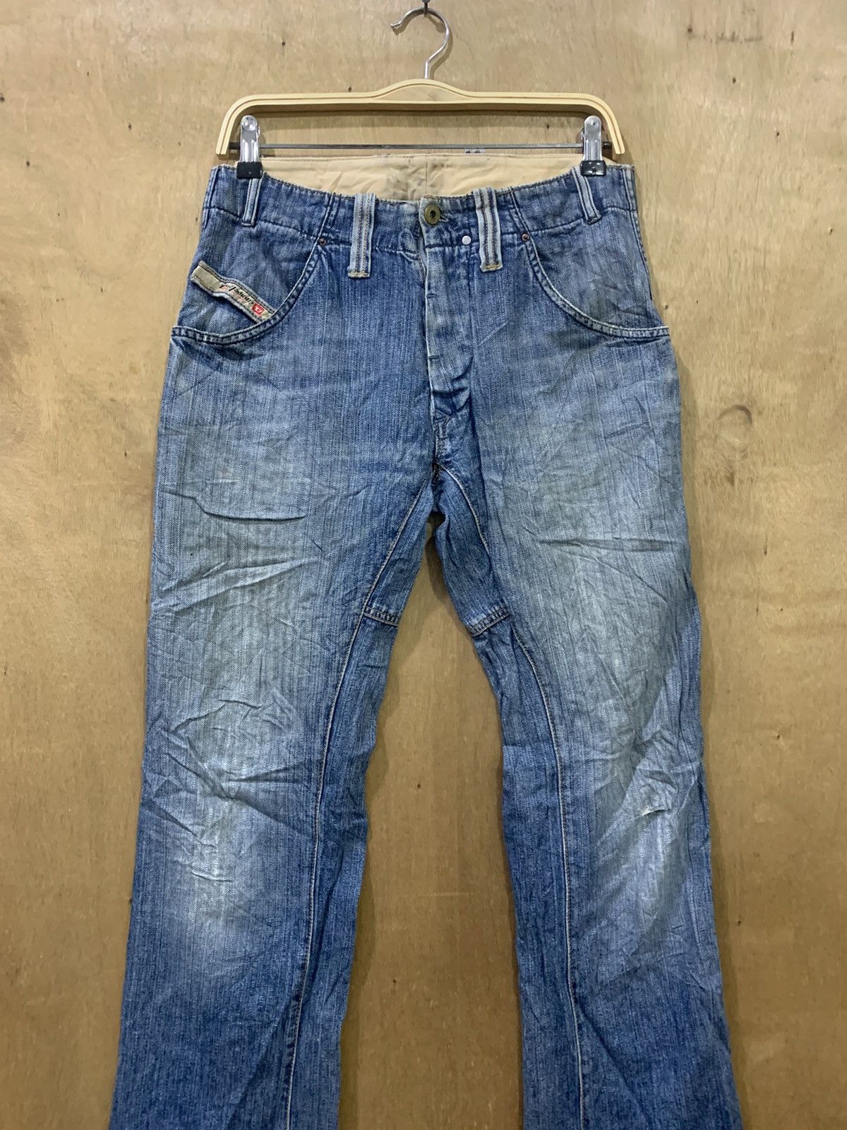 Diesel DIESEL INDUSTY Vintage 90s Rare Distressed Faded Denim Jean Size US 29 - 4 Thumbnail