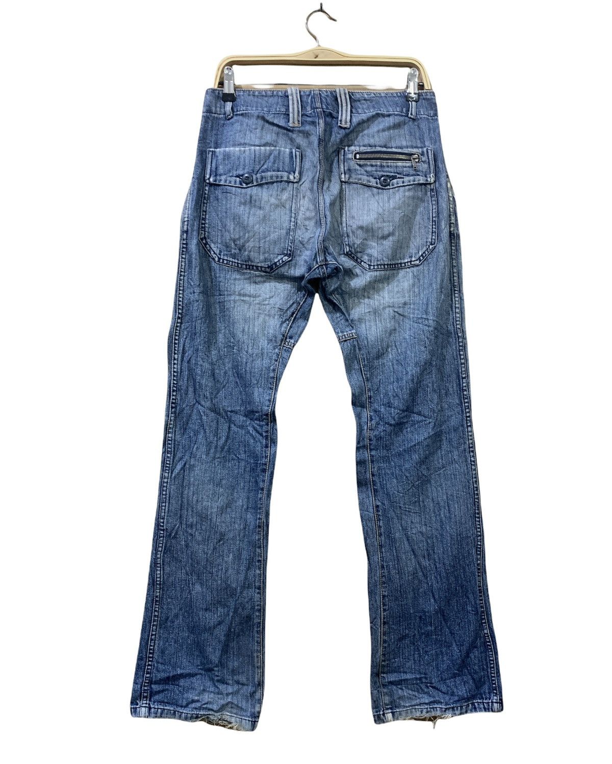 Diesel DIESEL INDUSTY Vintage 90s Rare Distressed Faded Denim Jean Size US 29 - 2 Thumbnail