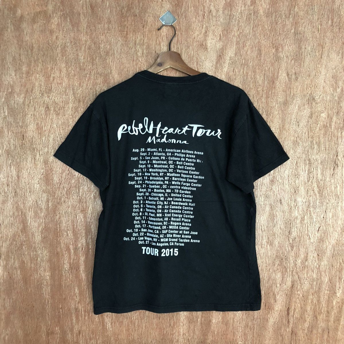 Band Tees D Madonna Rebel Heart Tour Vintage Black tee #2139 Size US M / EU 48-50 / 2 - 12 Thumbnail